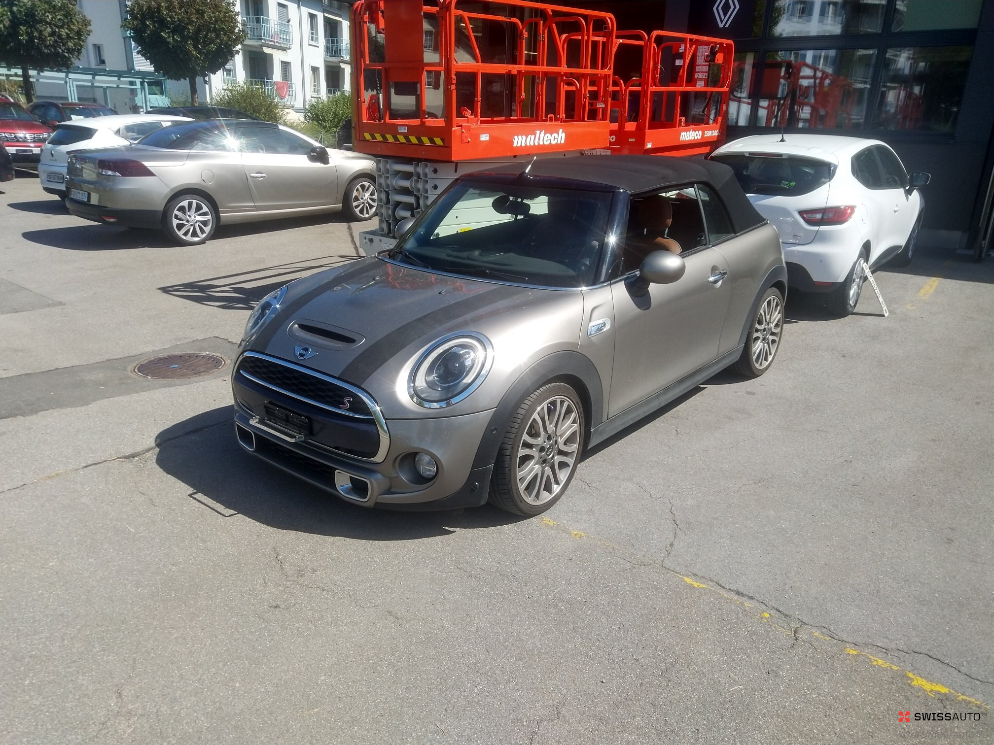 Auction Image