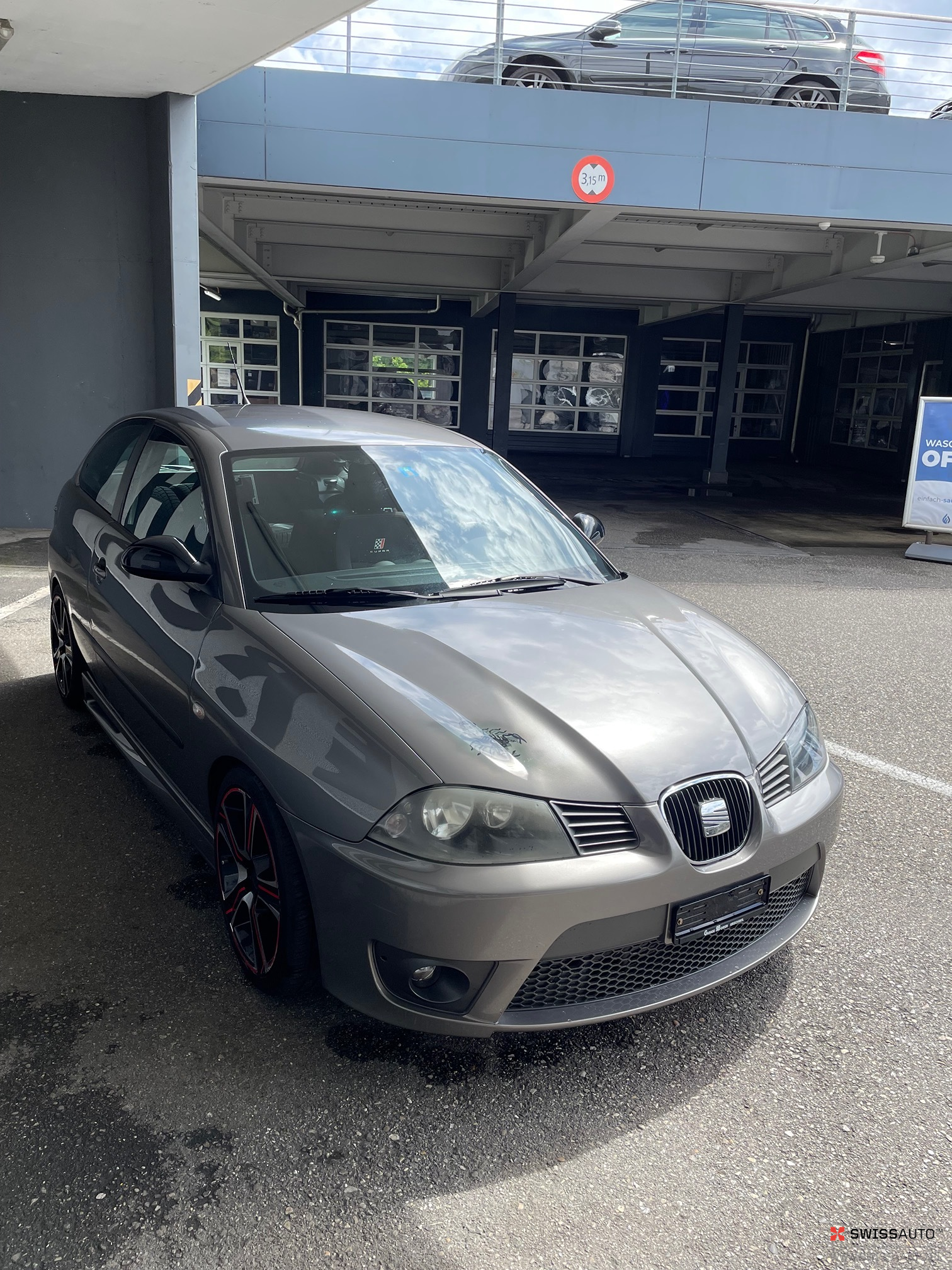 Auction Image