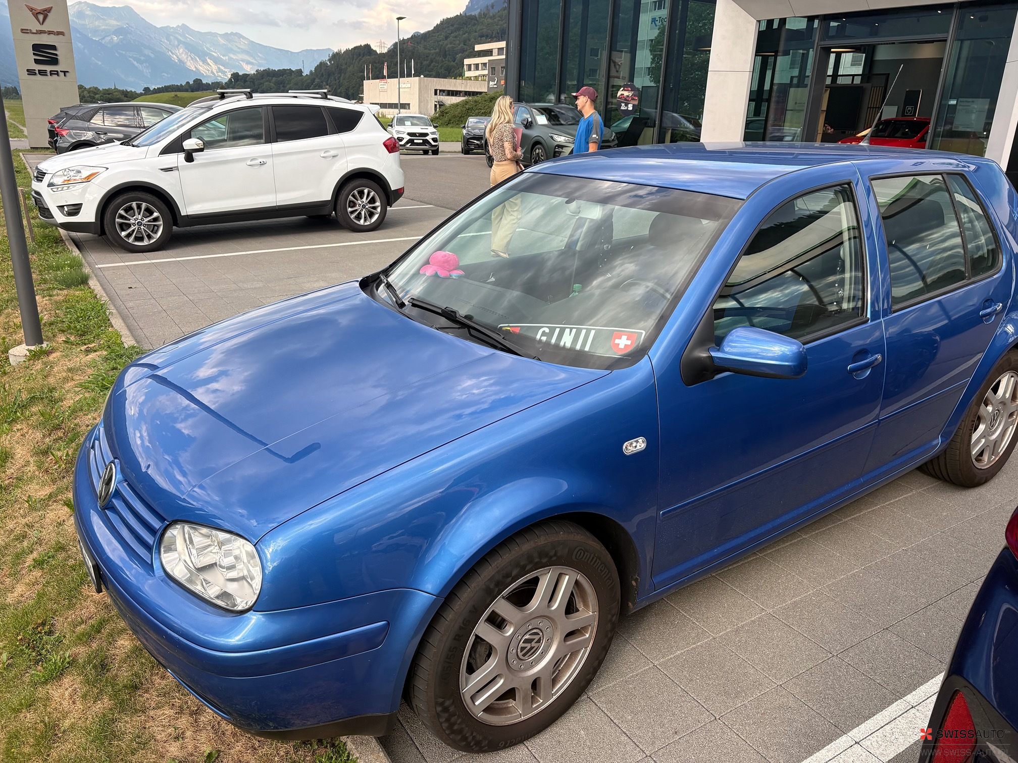 Auction Image