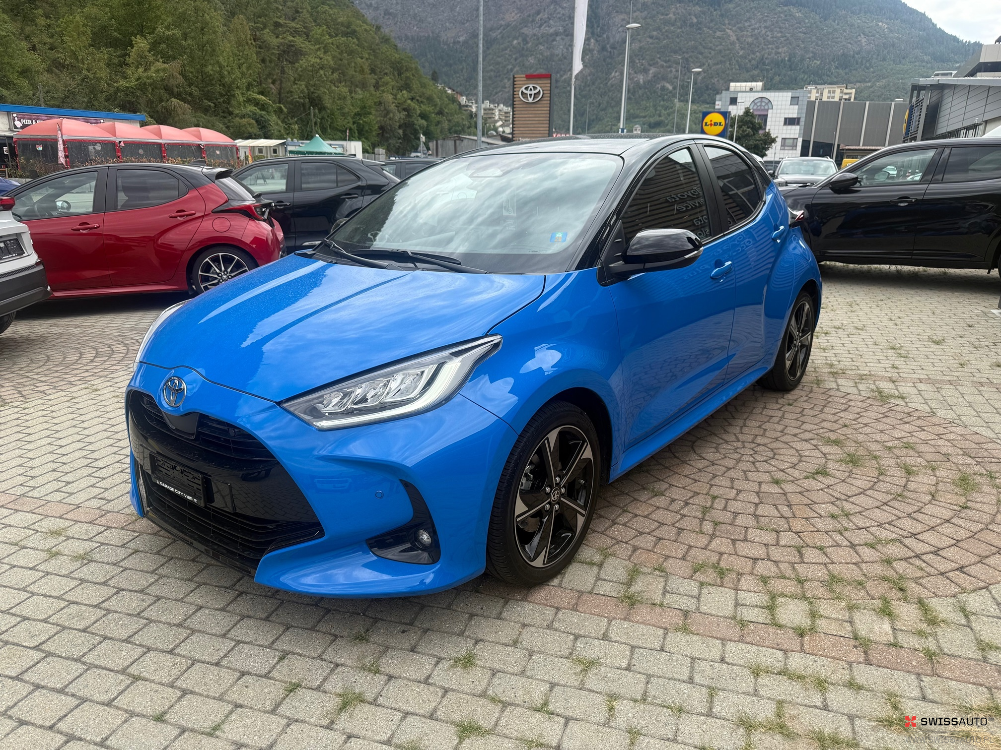 Auction Image
