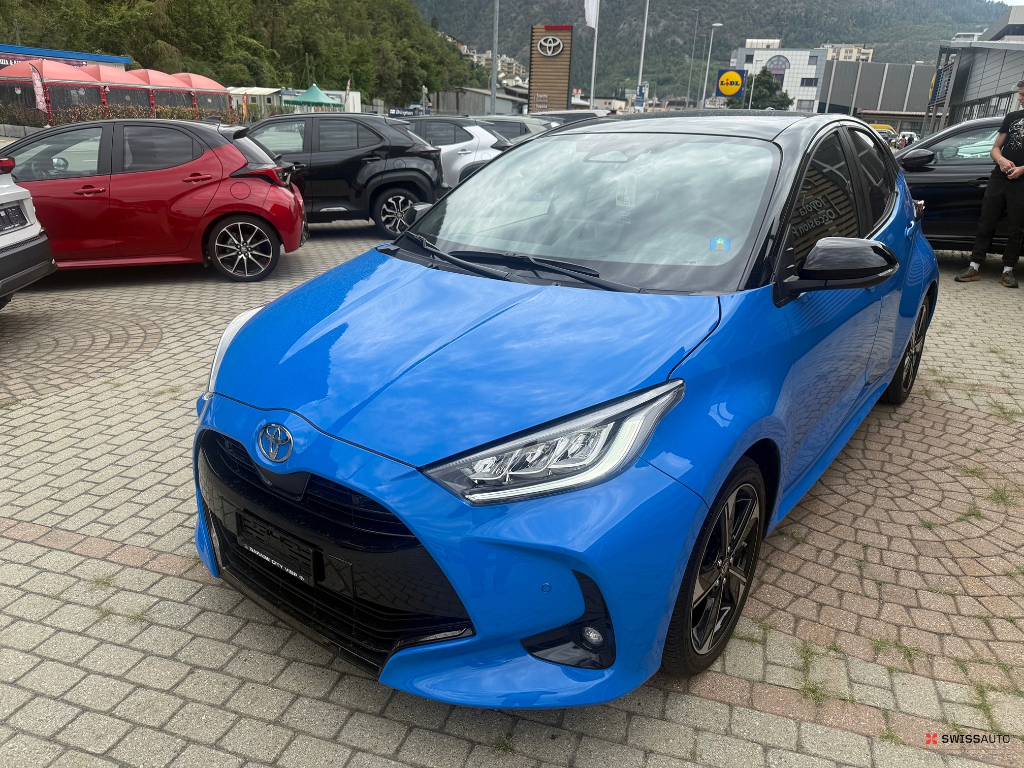 Auction Image