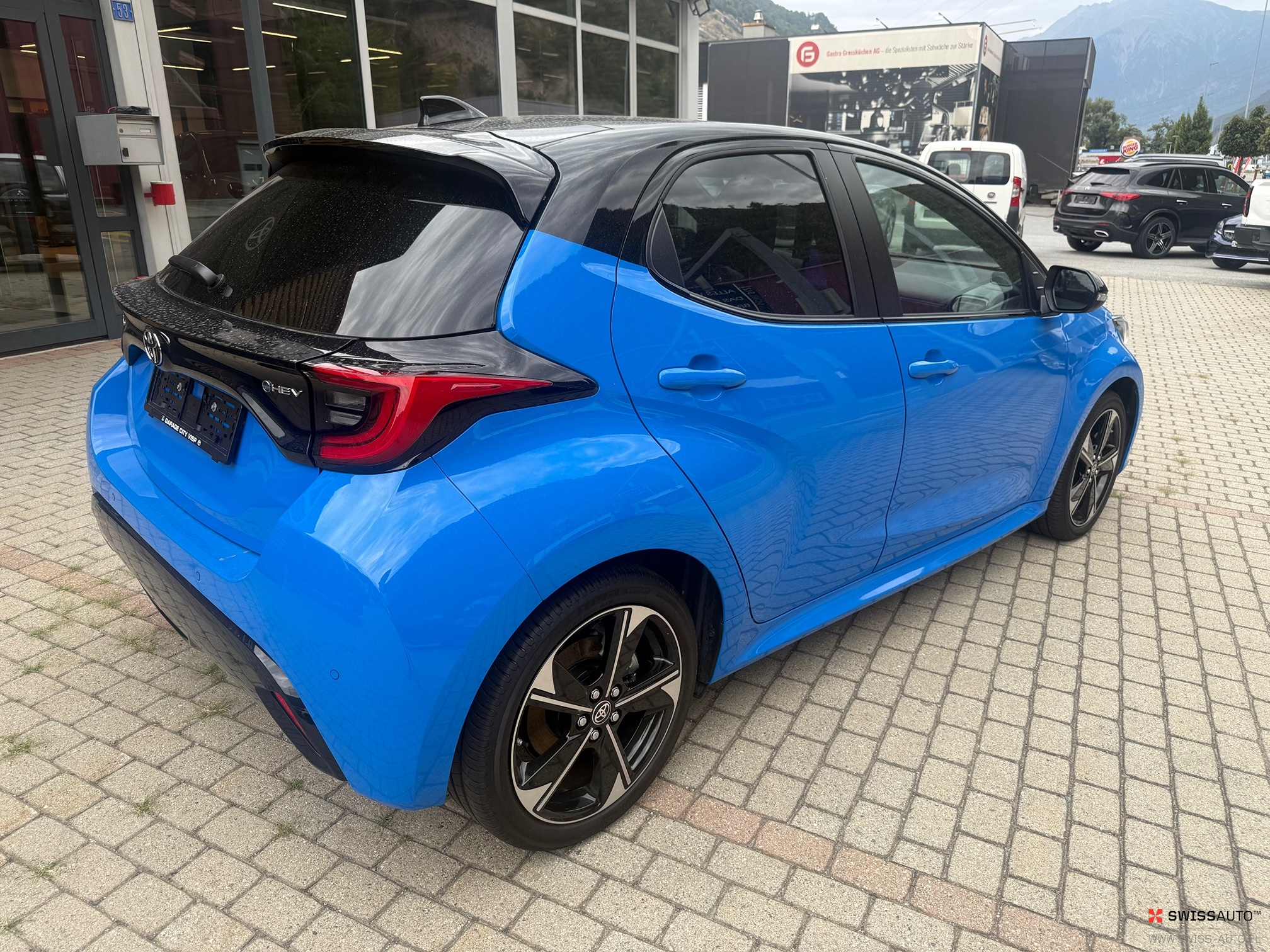 Auction Image