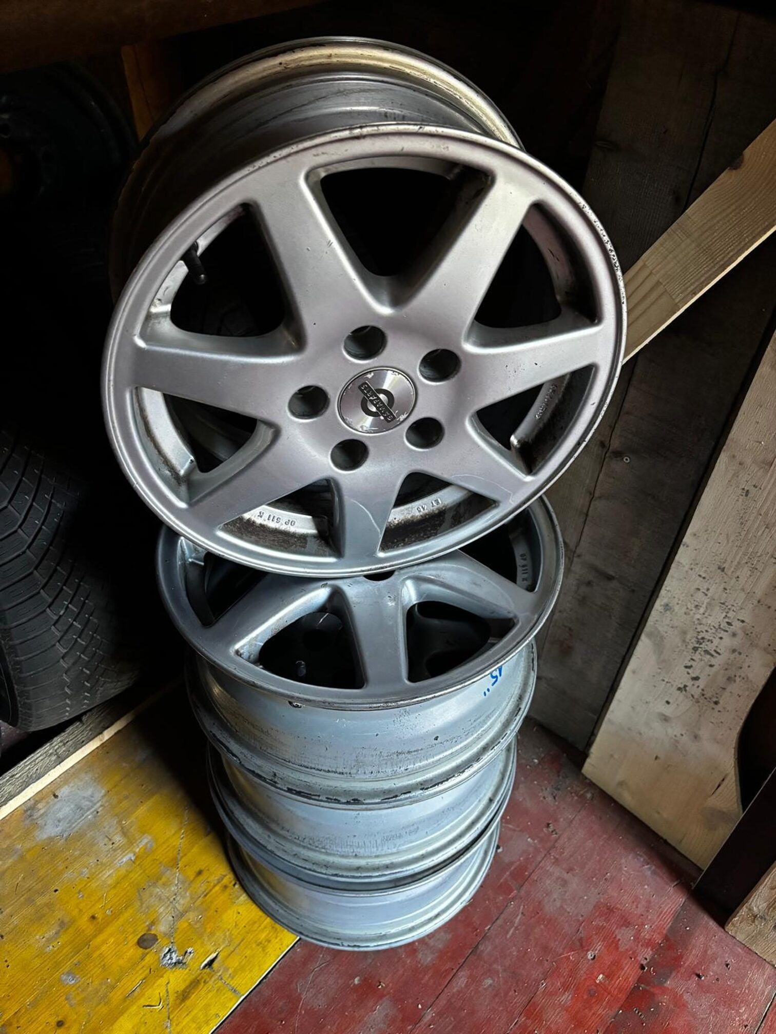 Auction Image