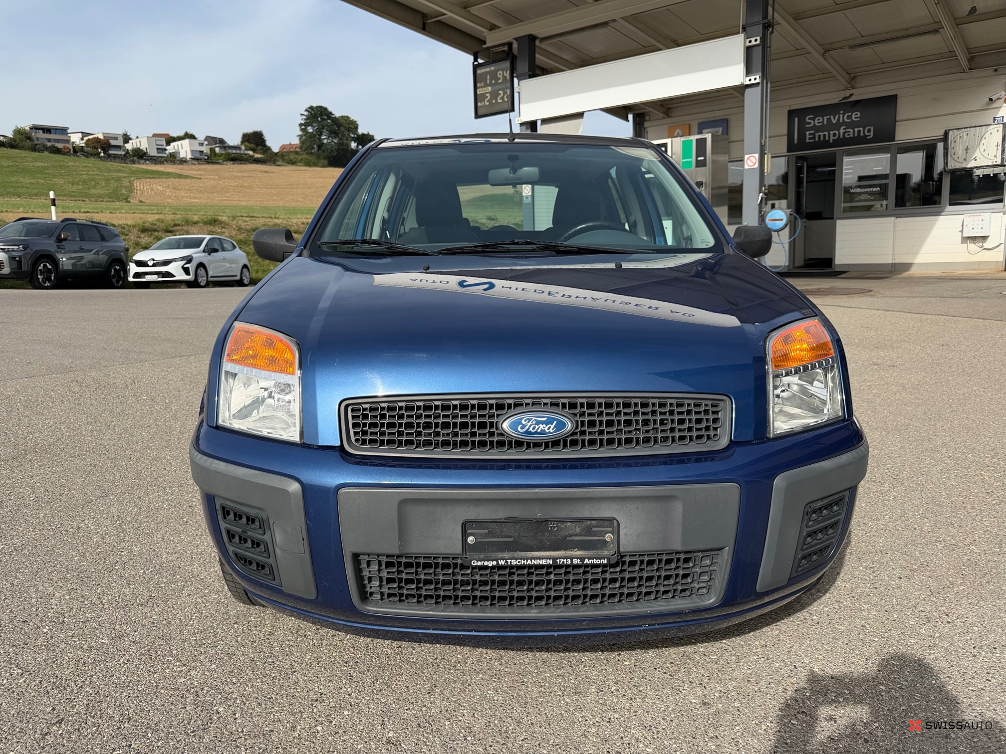 Auction Image