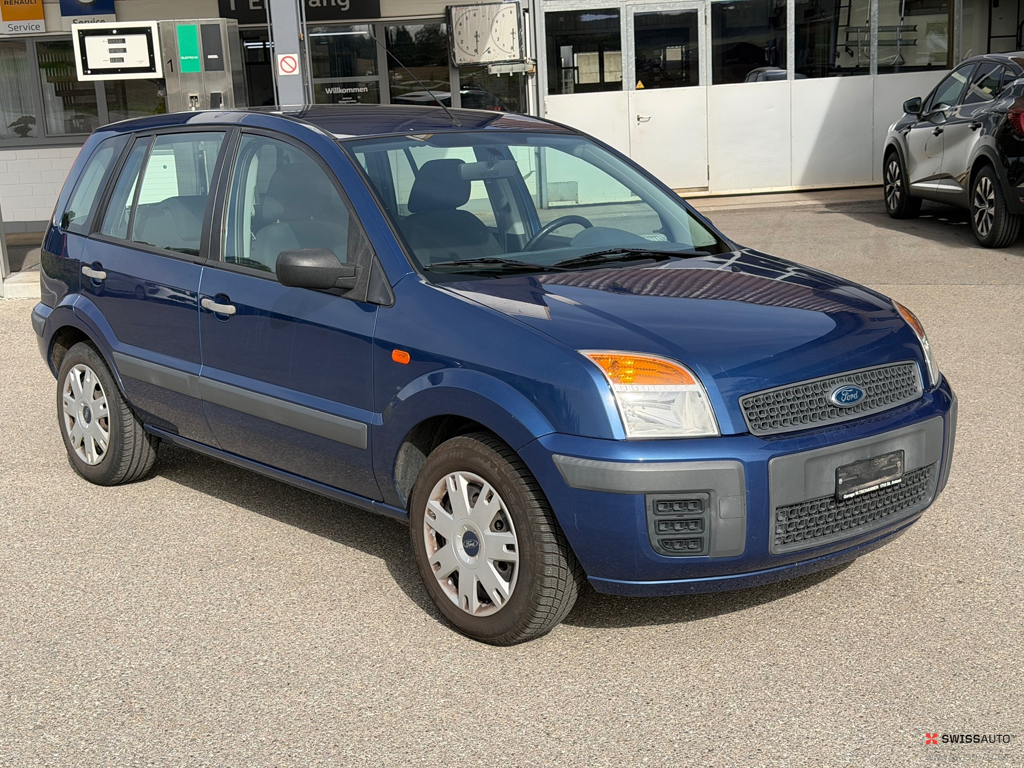 Auction Image