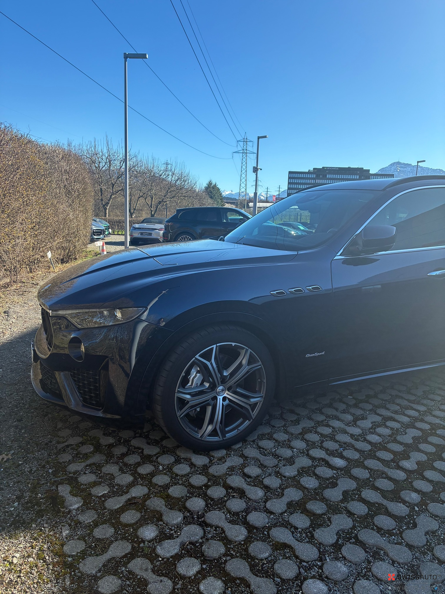Auction Image
