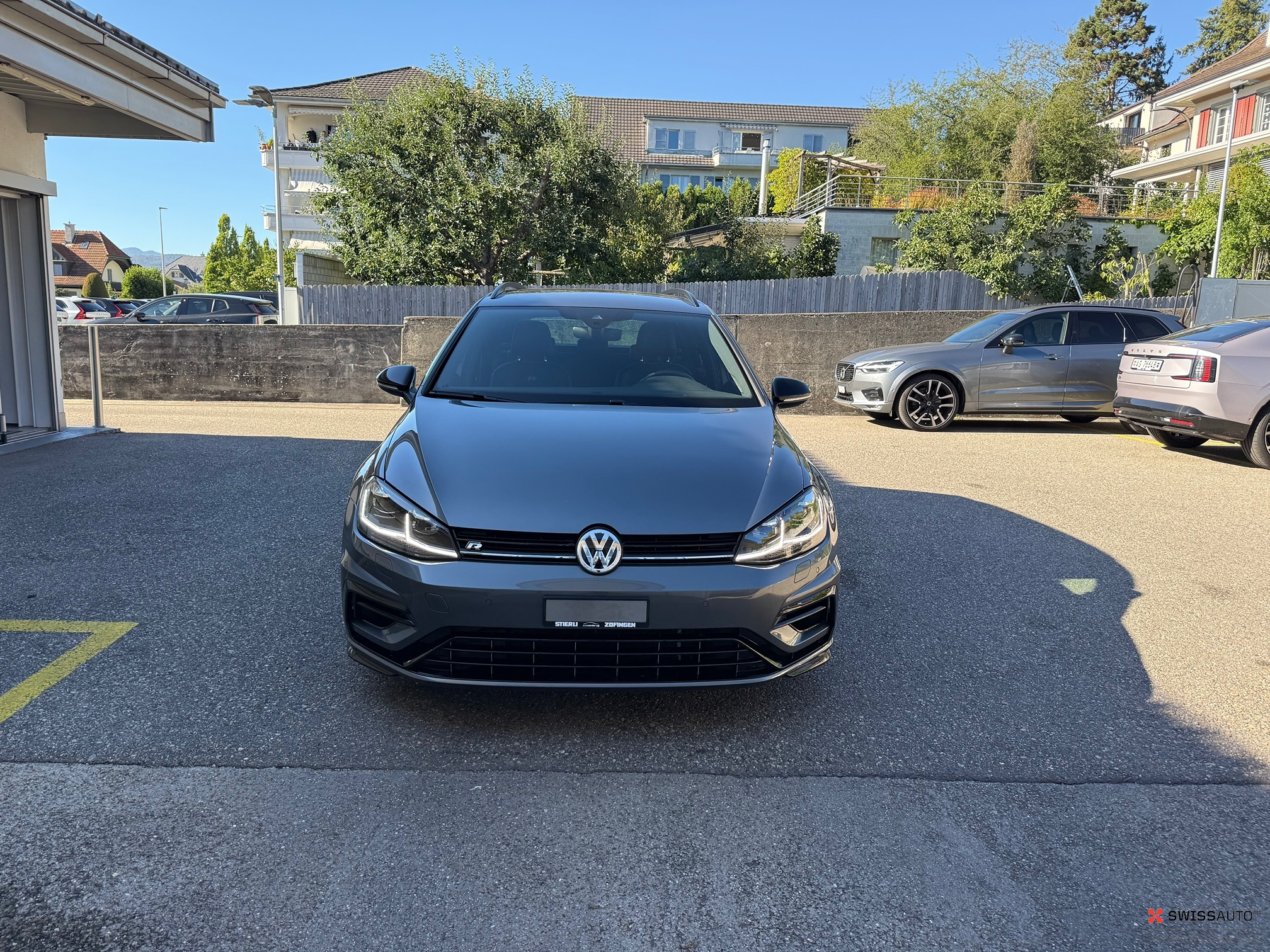 Auction Image