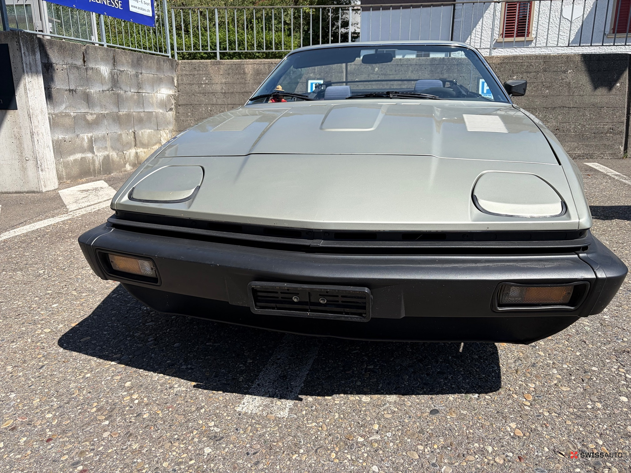 Auction Image