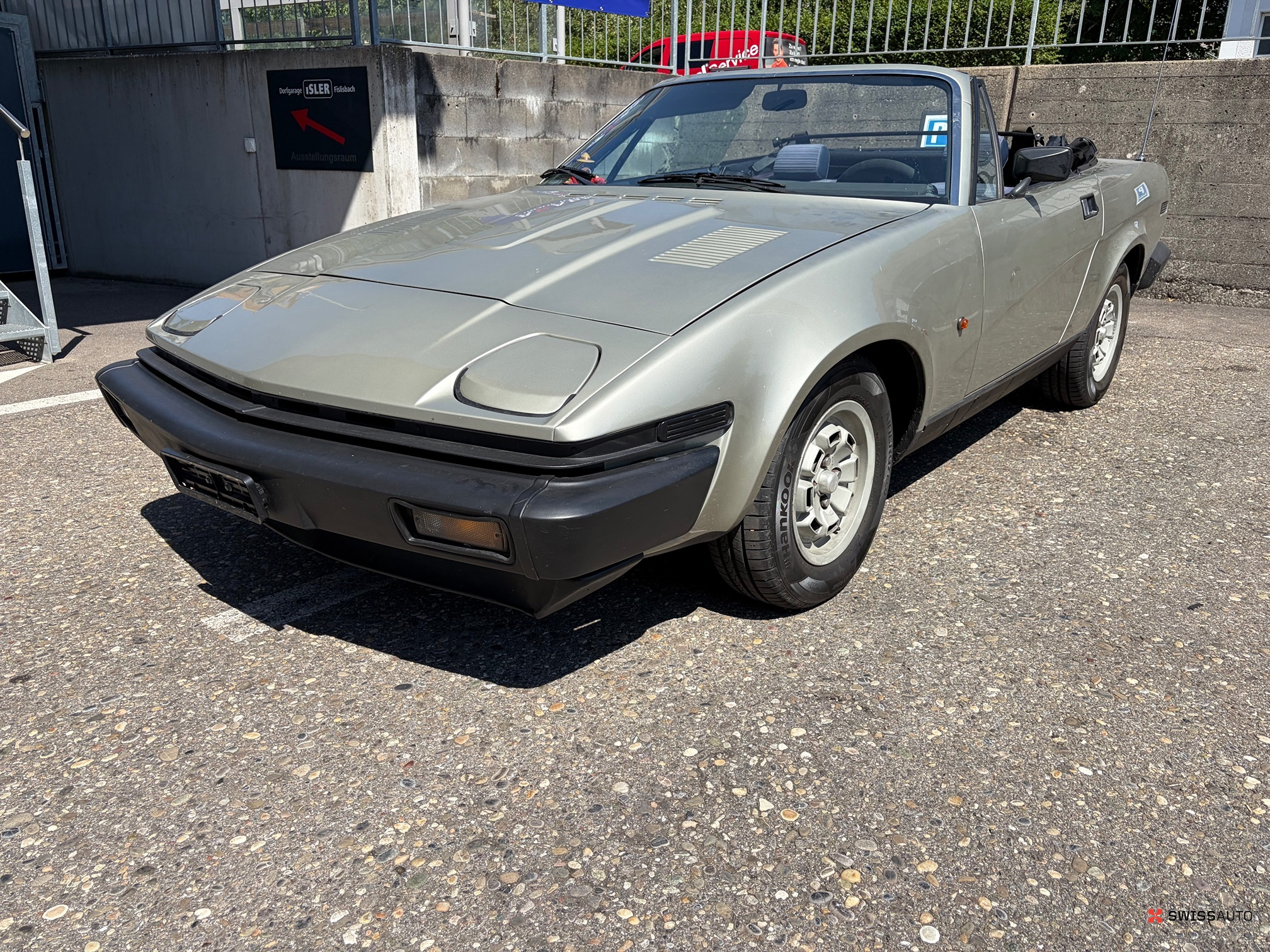 Auction Image