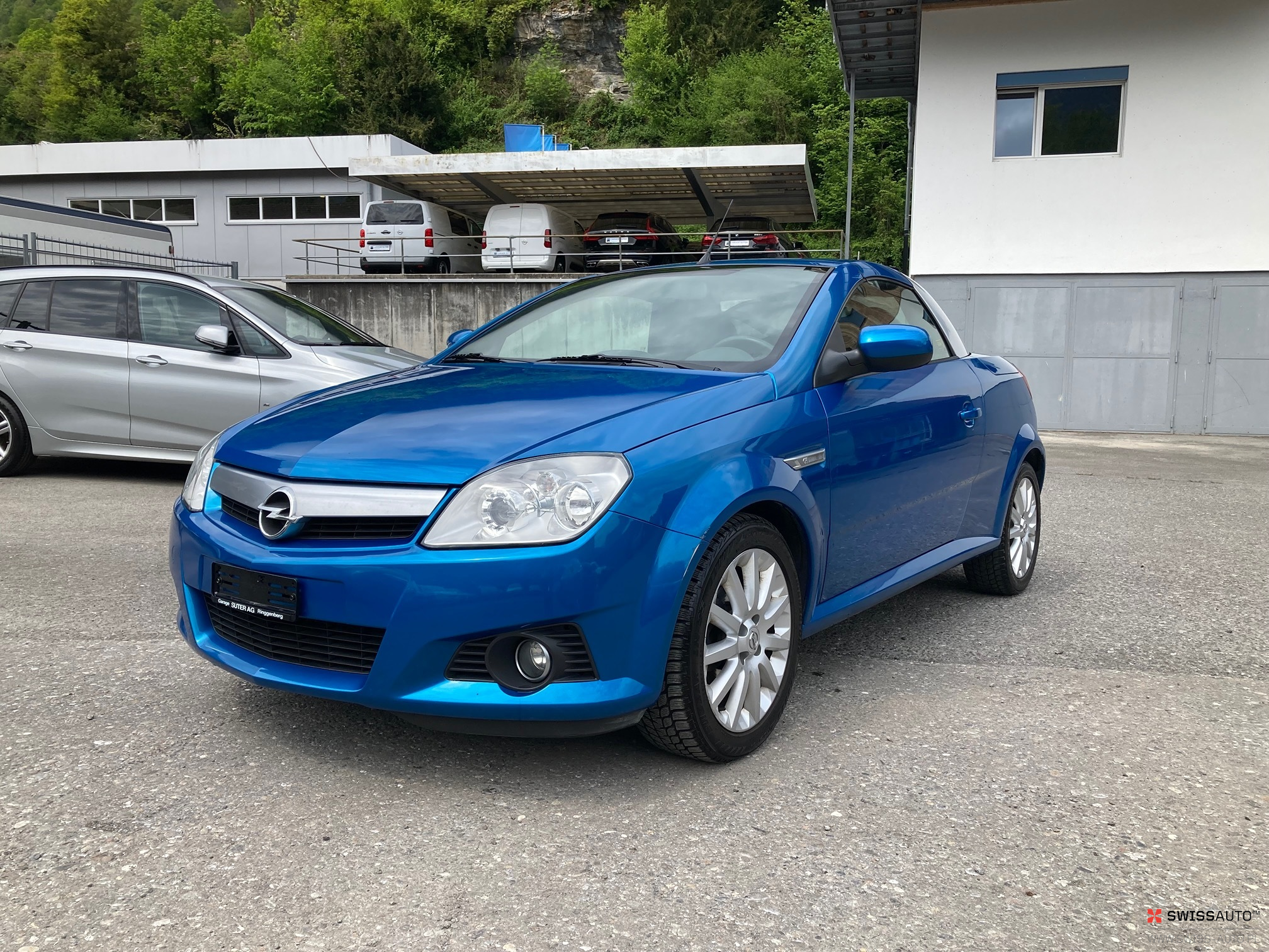 Auction Image