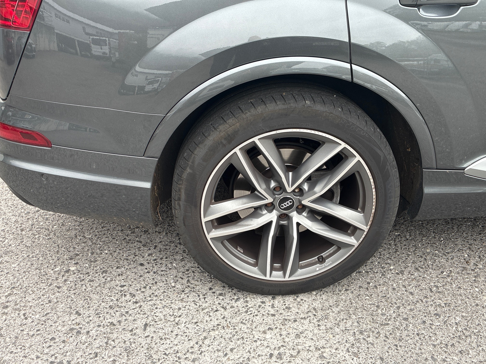 Auction Image