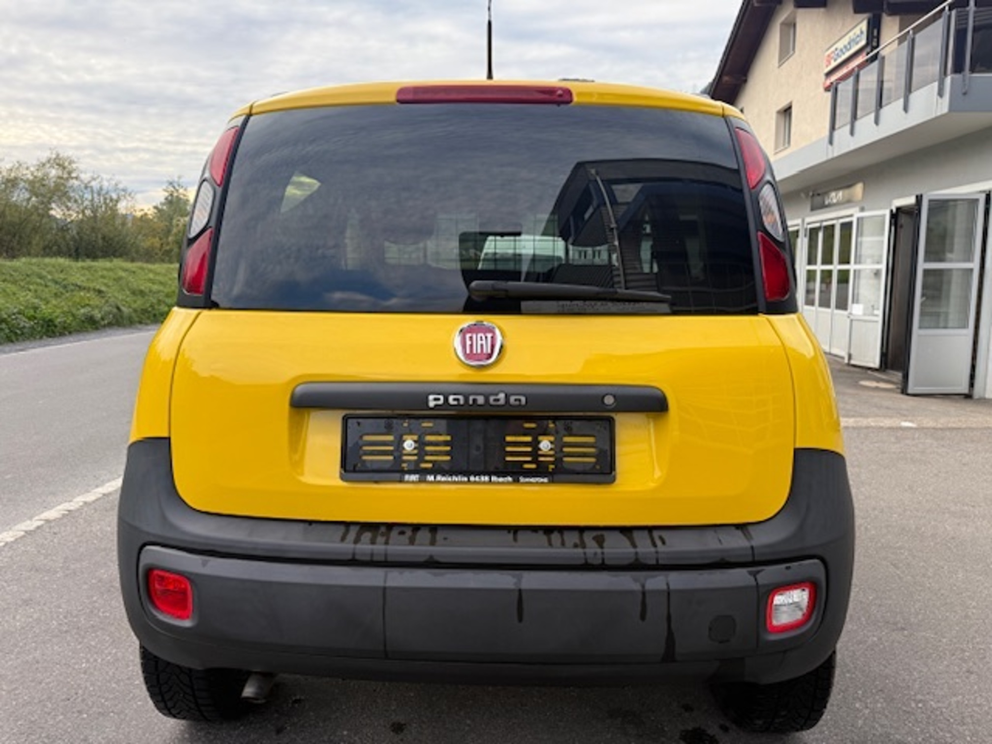 Auction Image