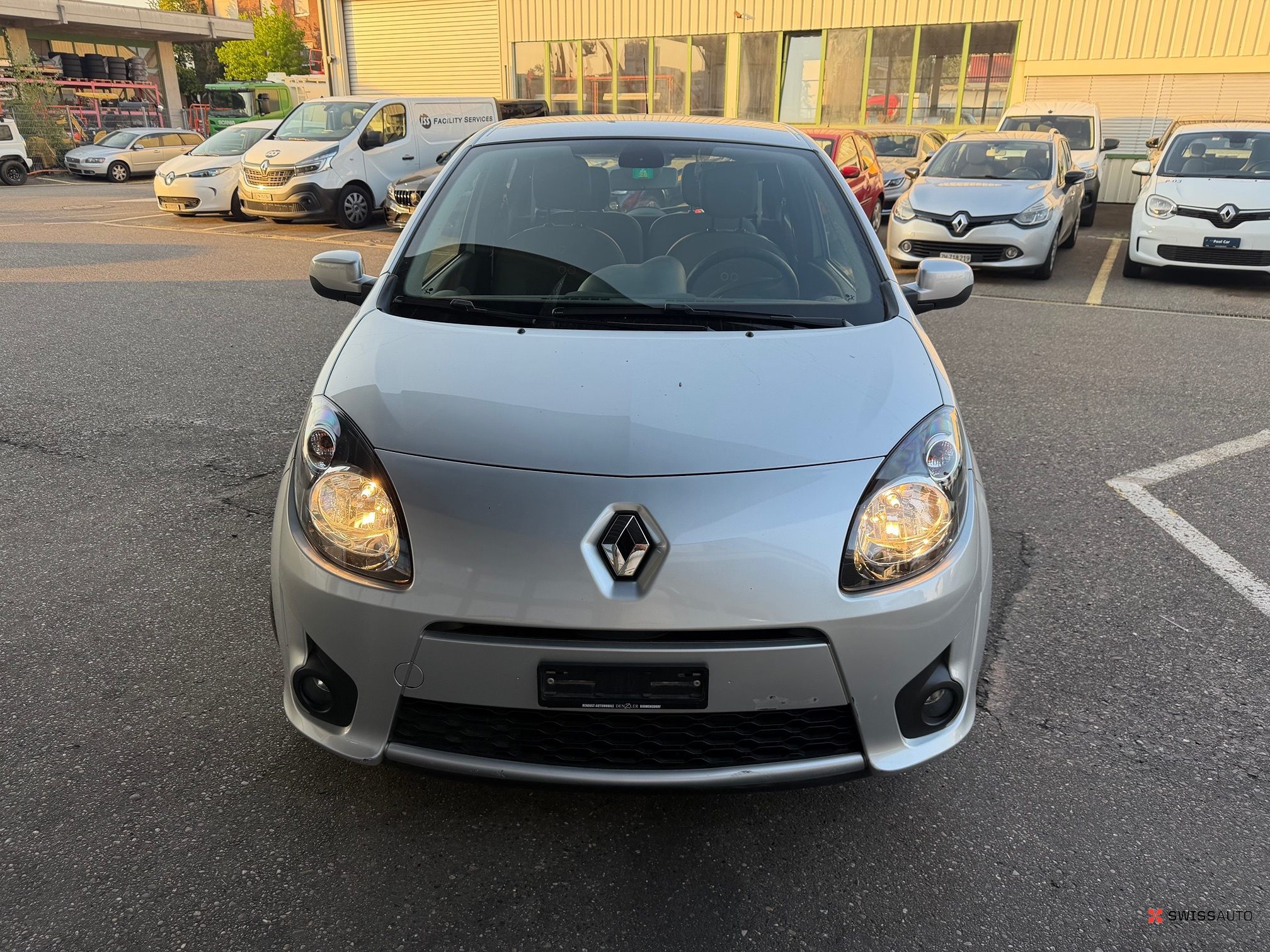 Auction Image