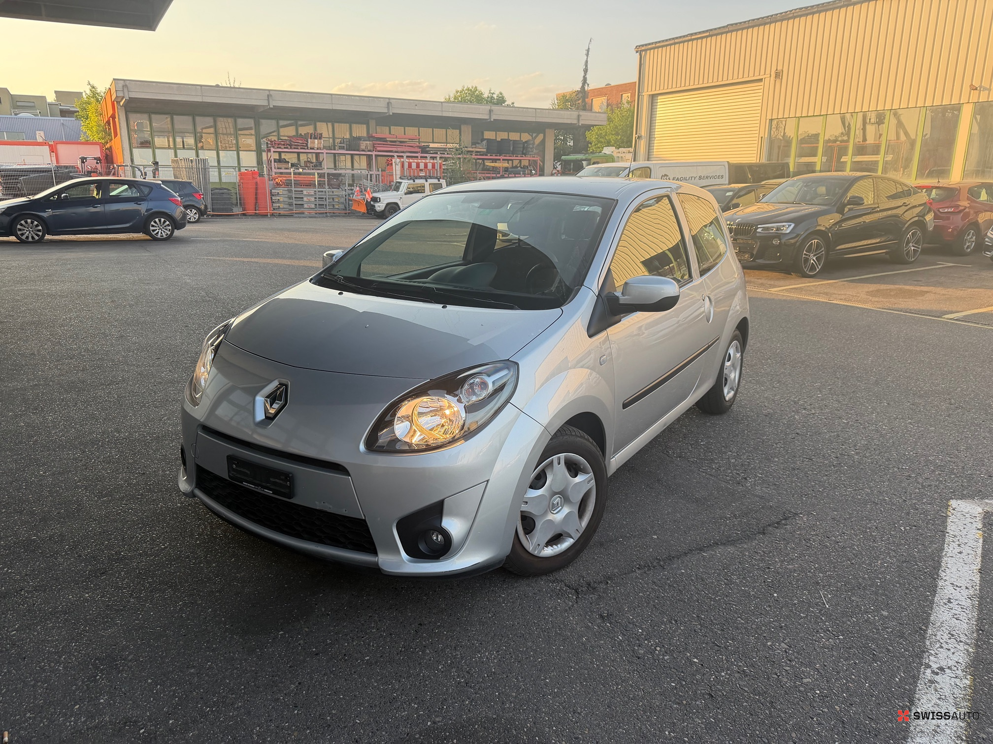 Auction Image