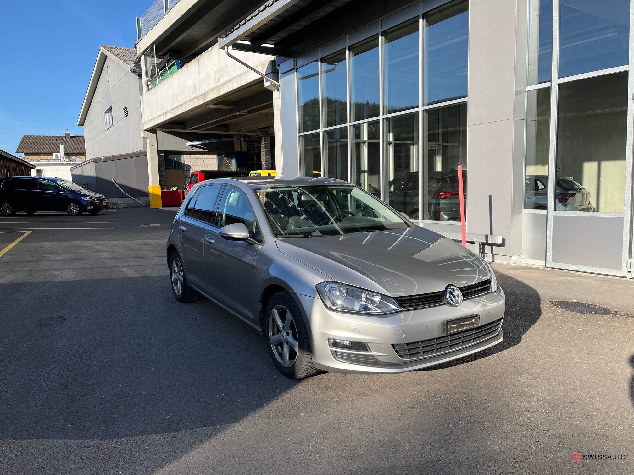Auction Image