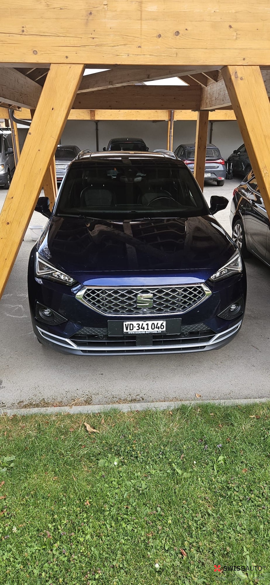 Auction Image