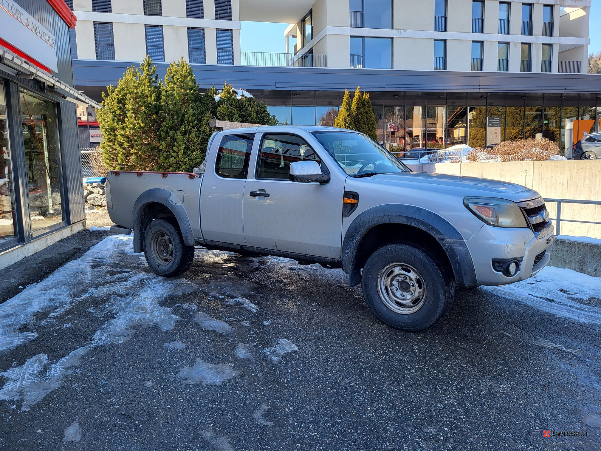 Auction Image