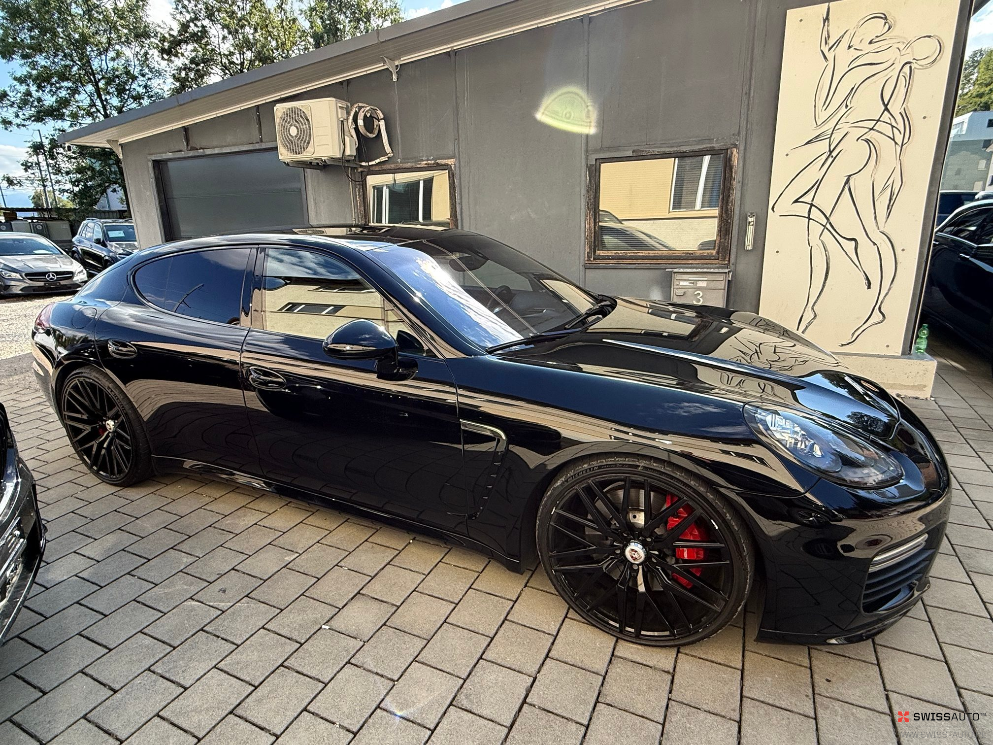 Auction Image