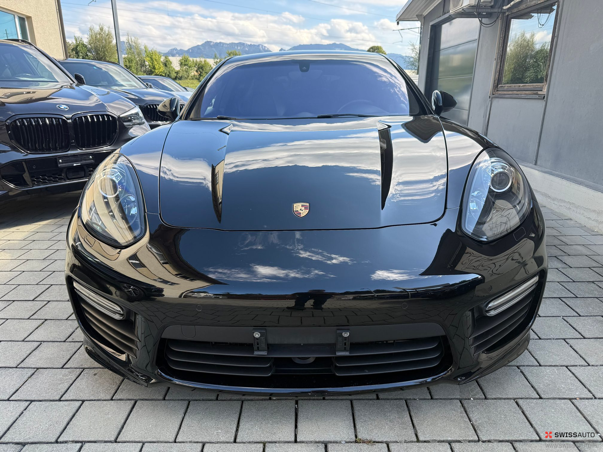 Auction Image