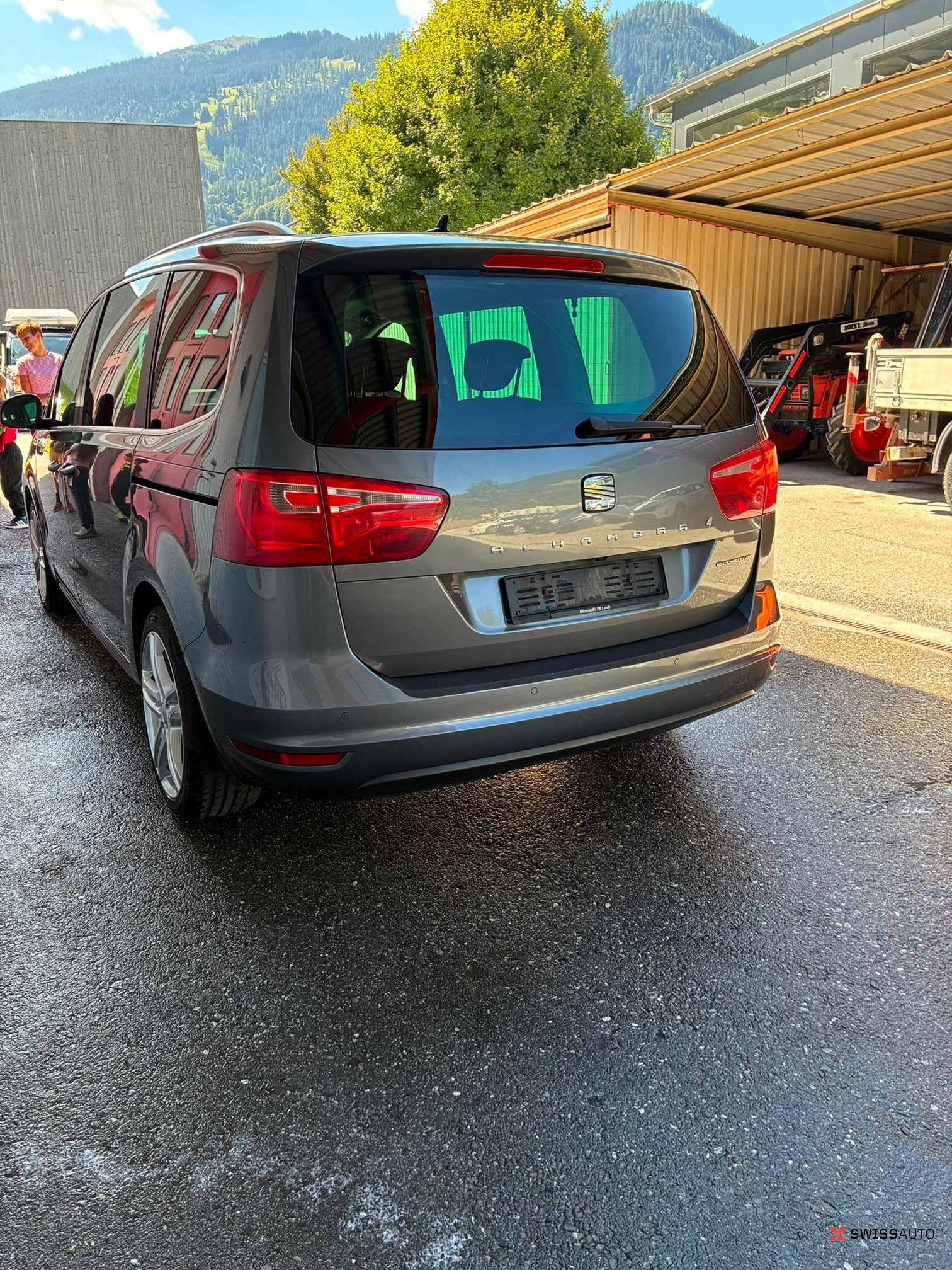 Auction Image