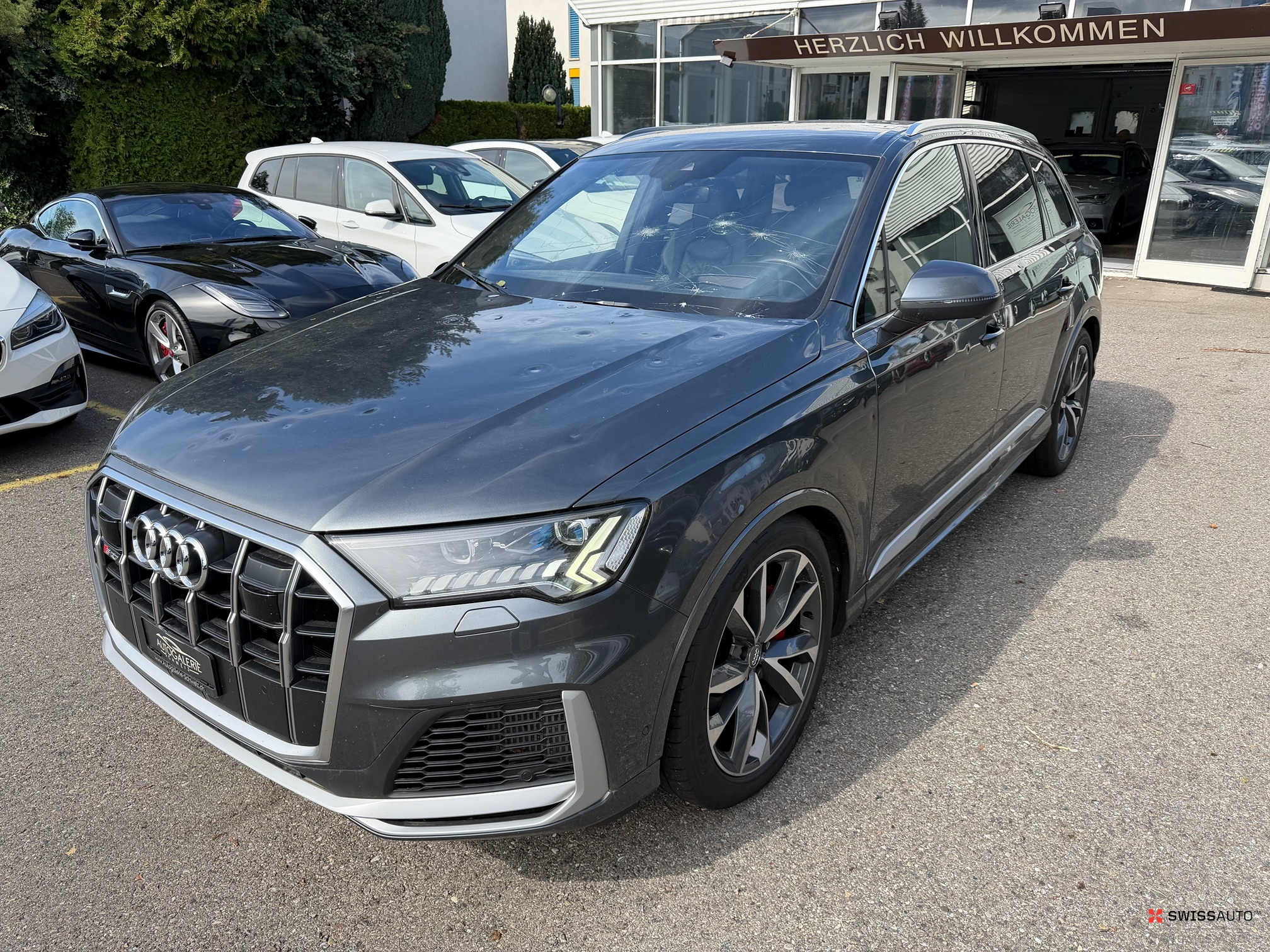 Auction Image