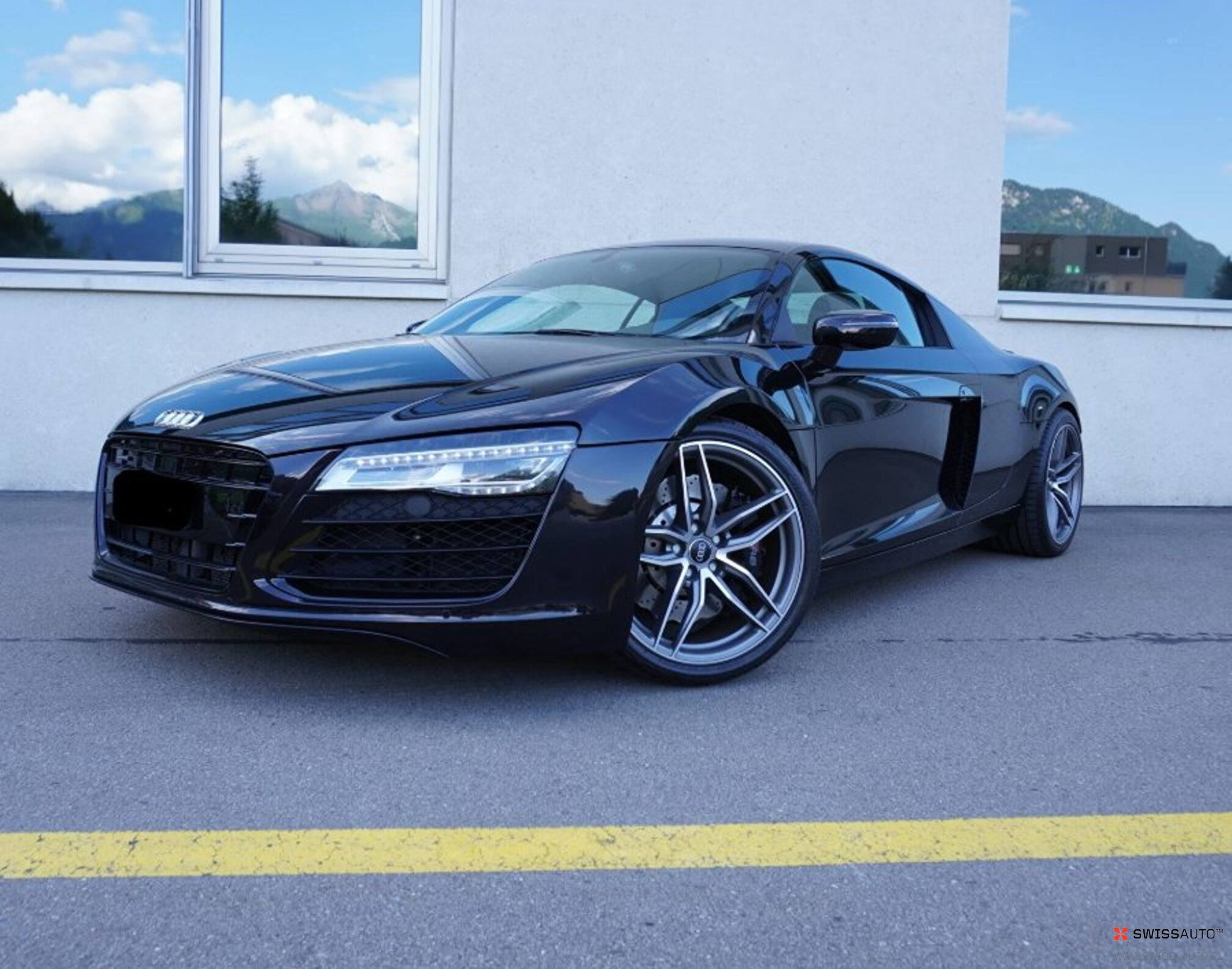 Auction Image