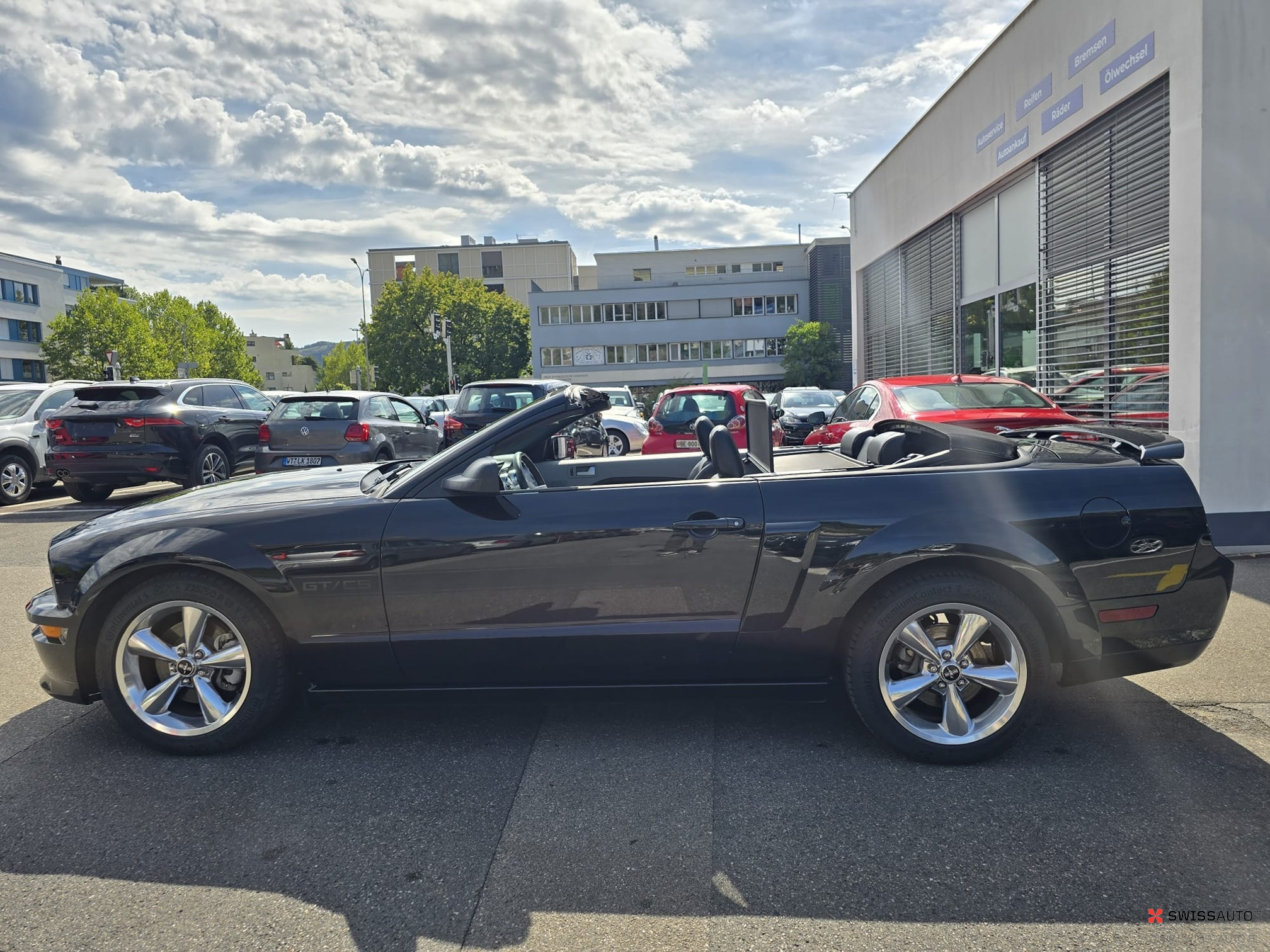 Auction Image