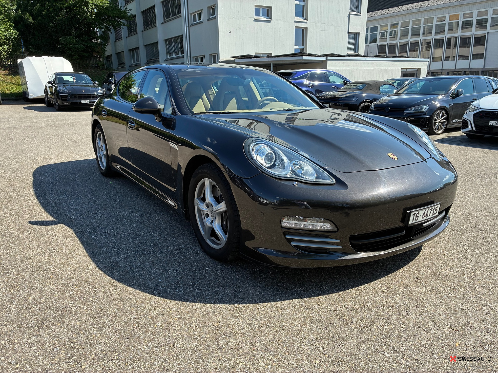 Auction Image