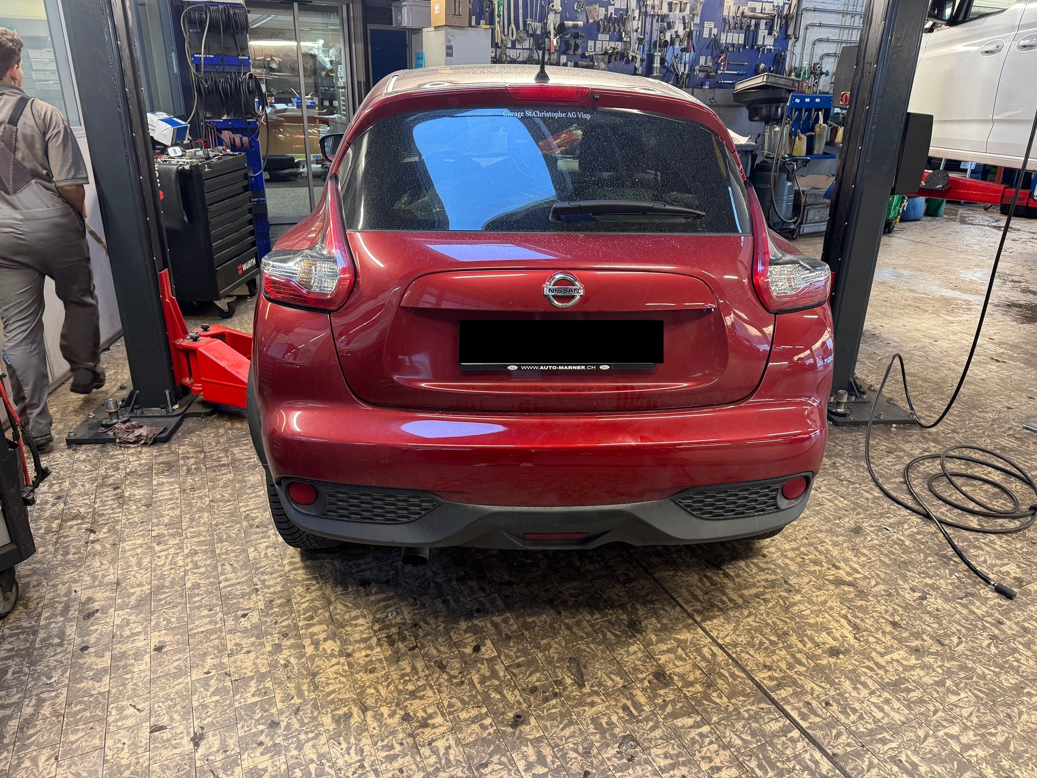 Auction Image