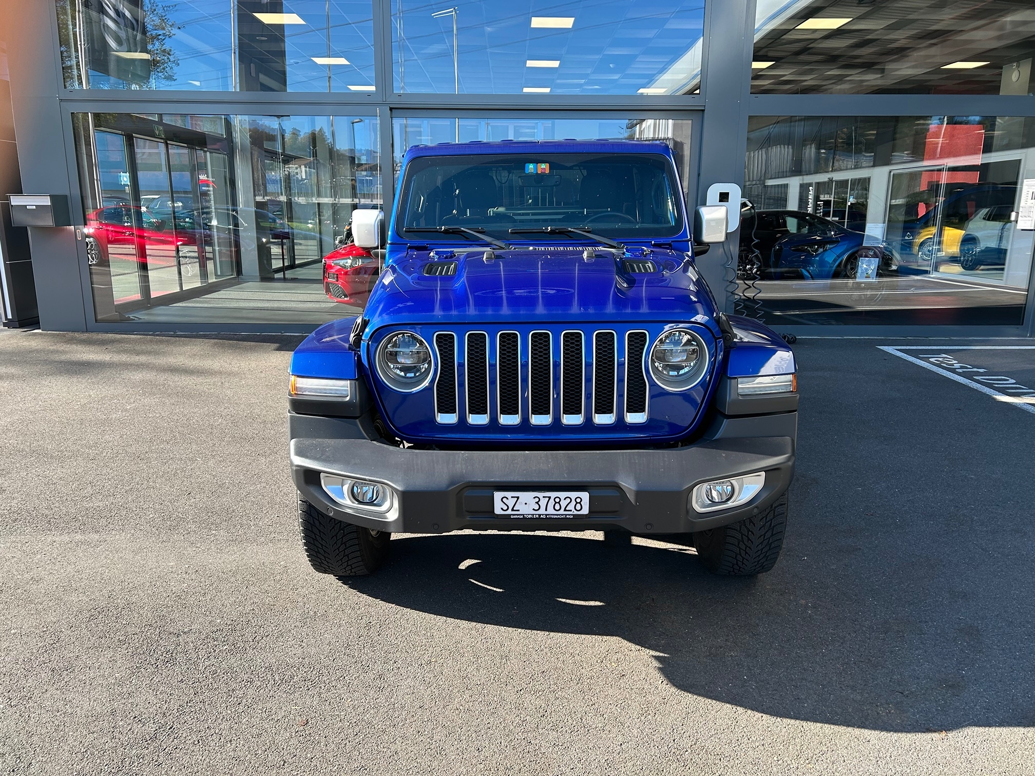 Auction Image