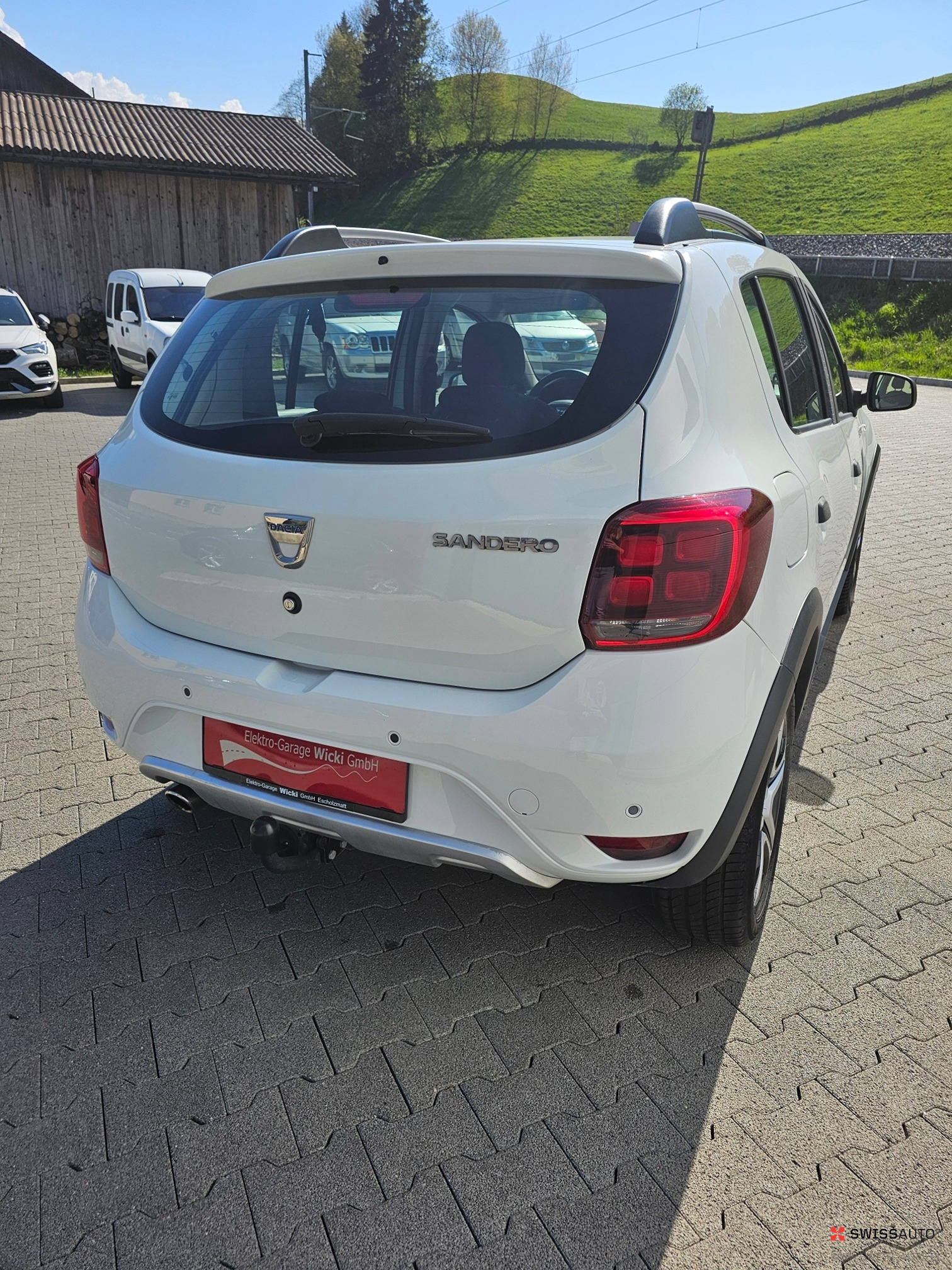 Auction Image
