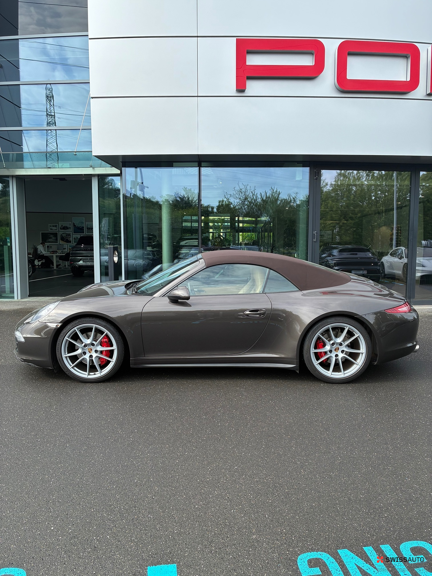 Auction Image