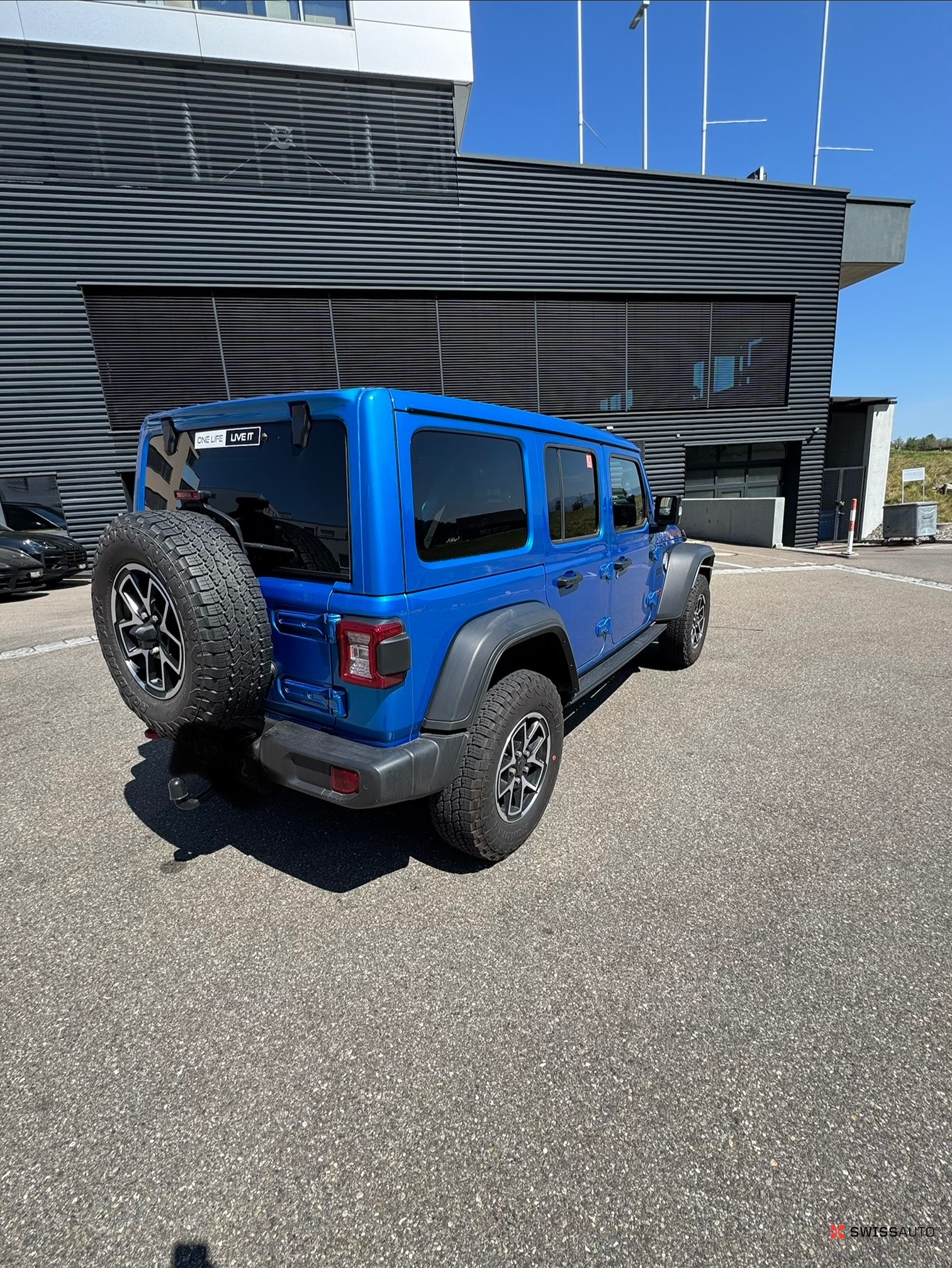 Auction Image
