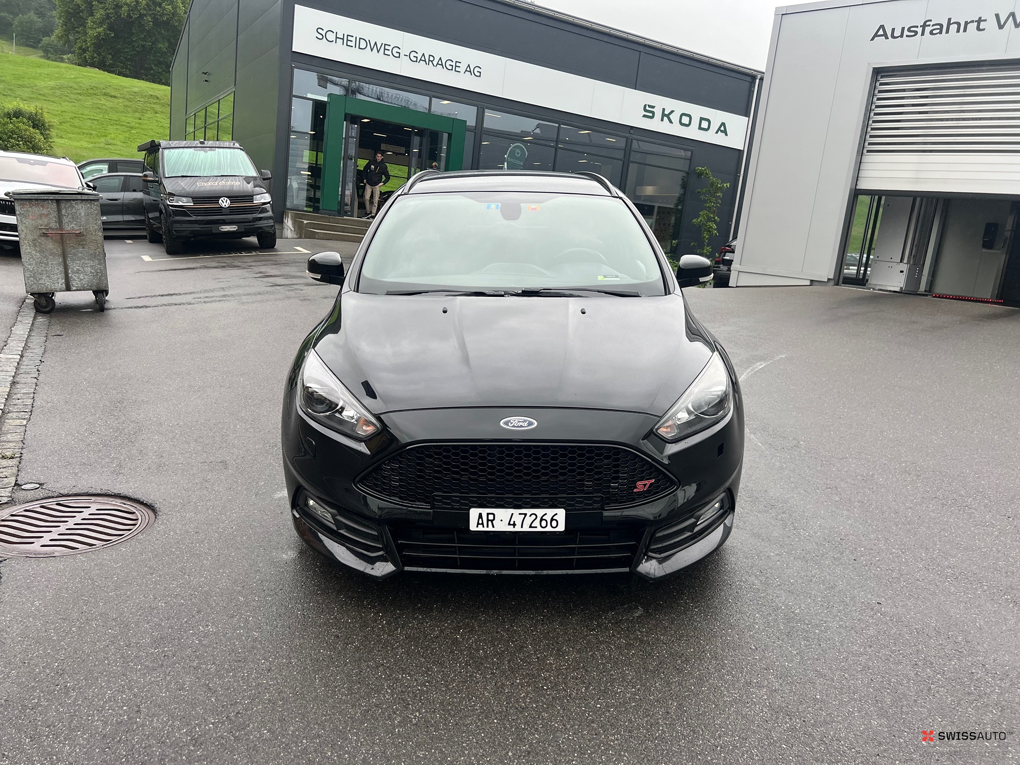 Auction Image
