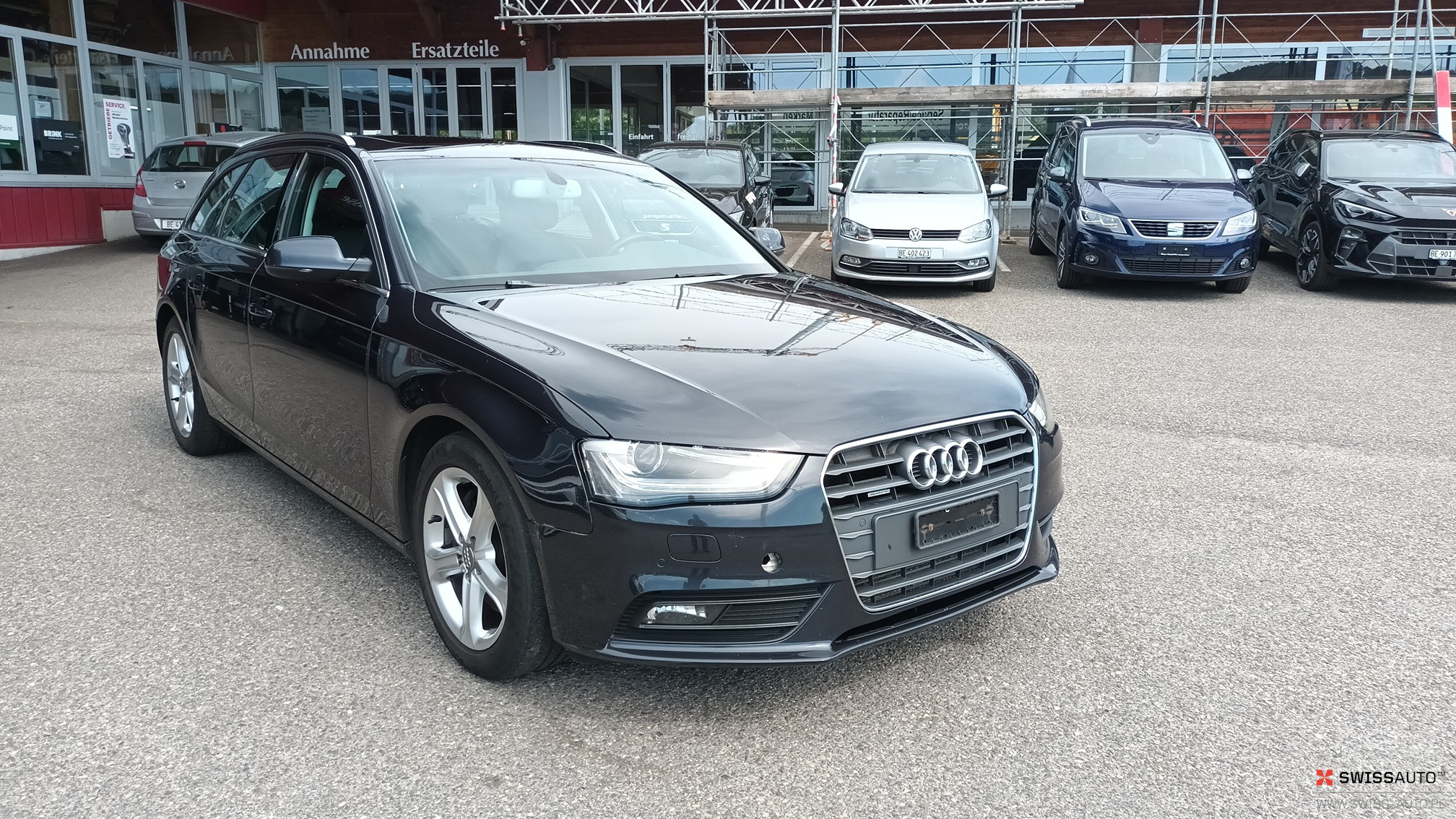 Auction Image