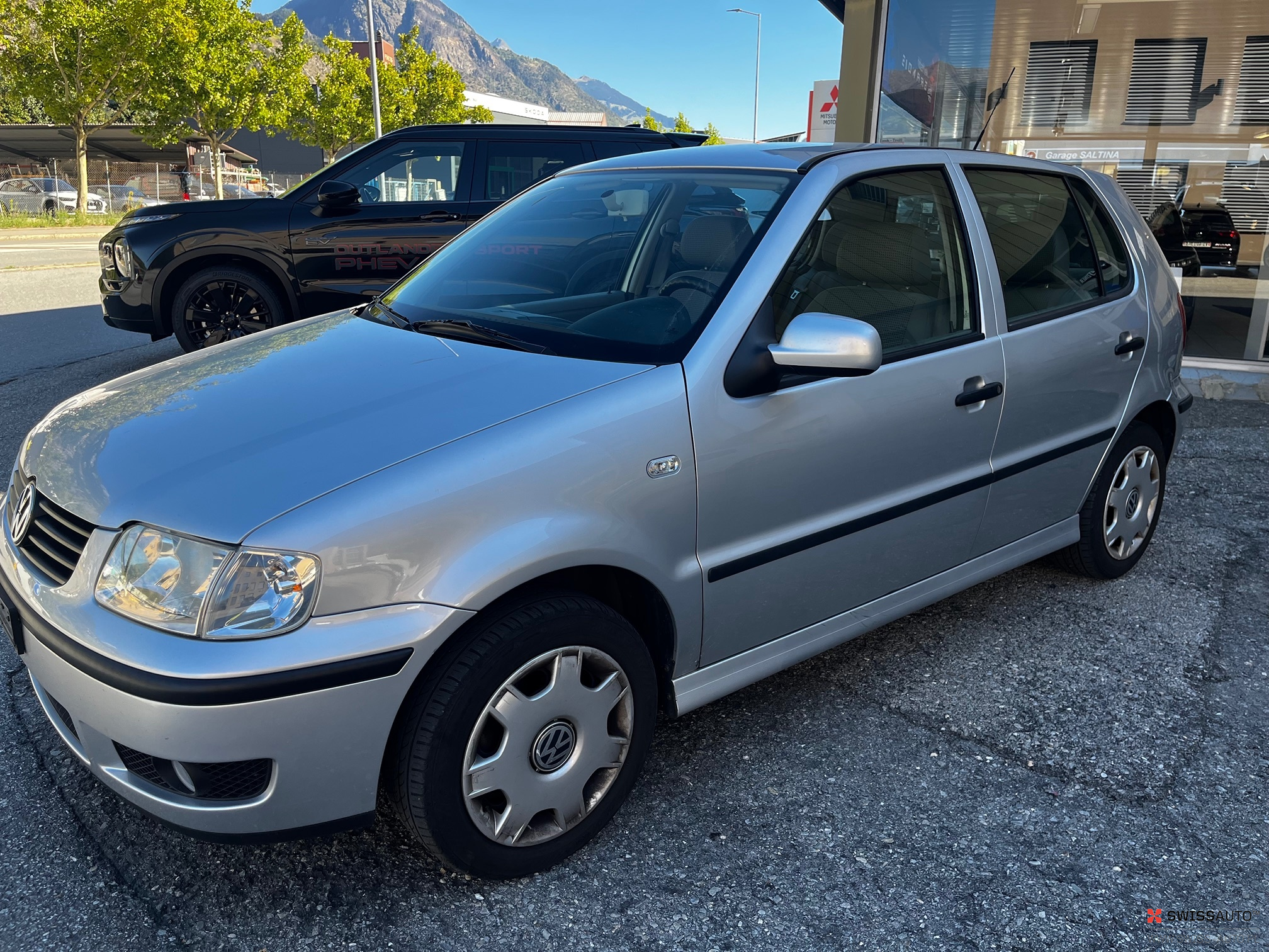Auction Image