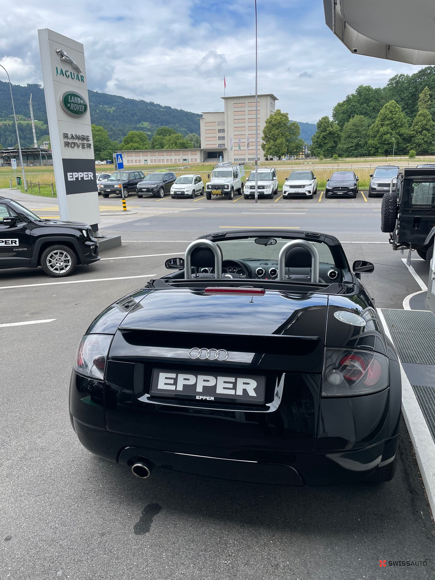 Auction Image