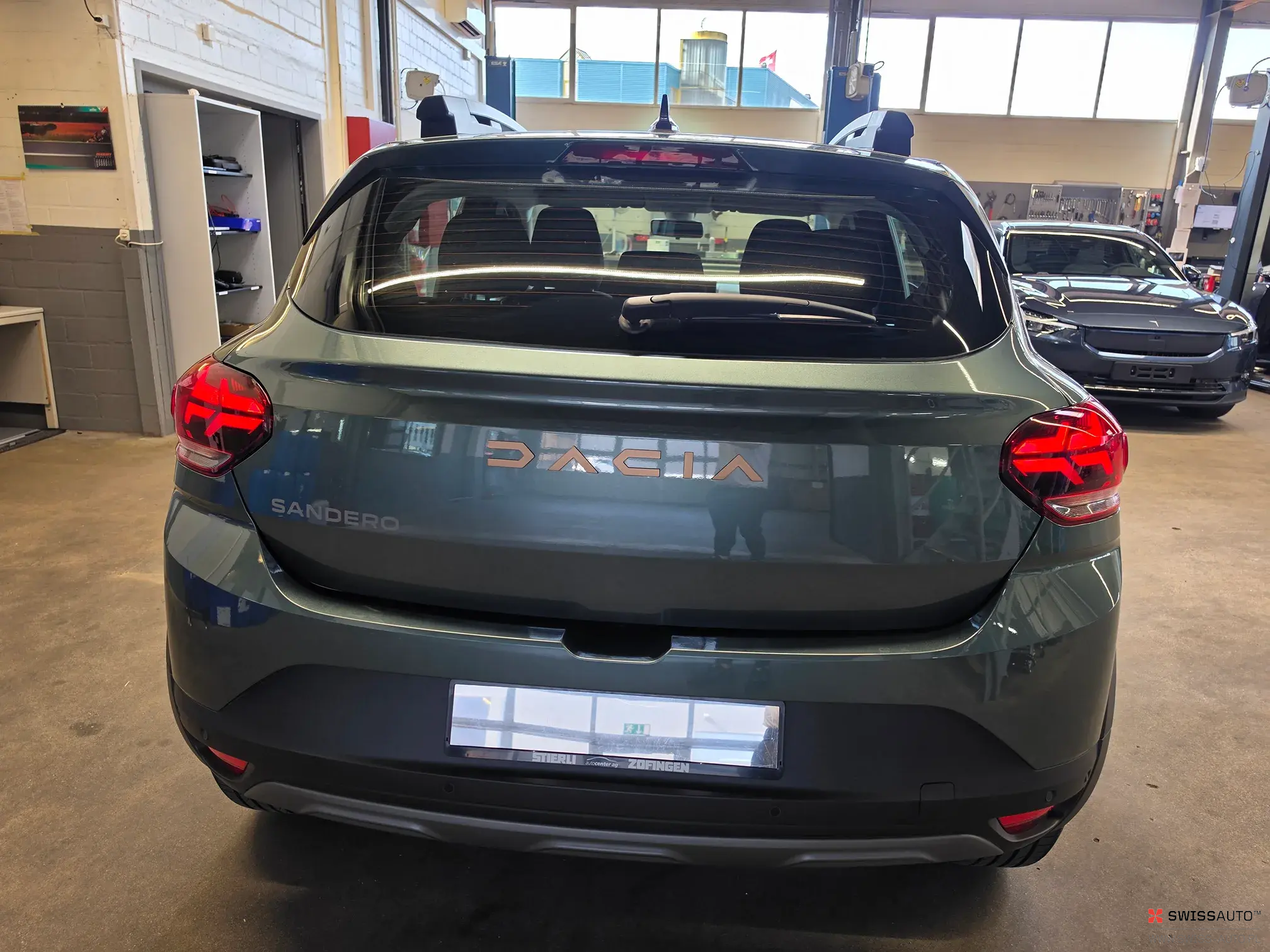 Auction Image