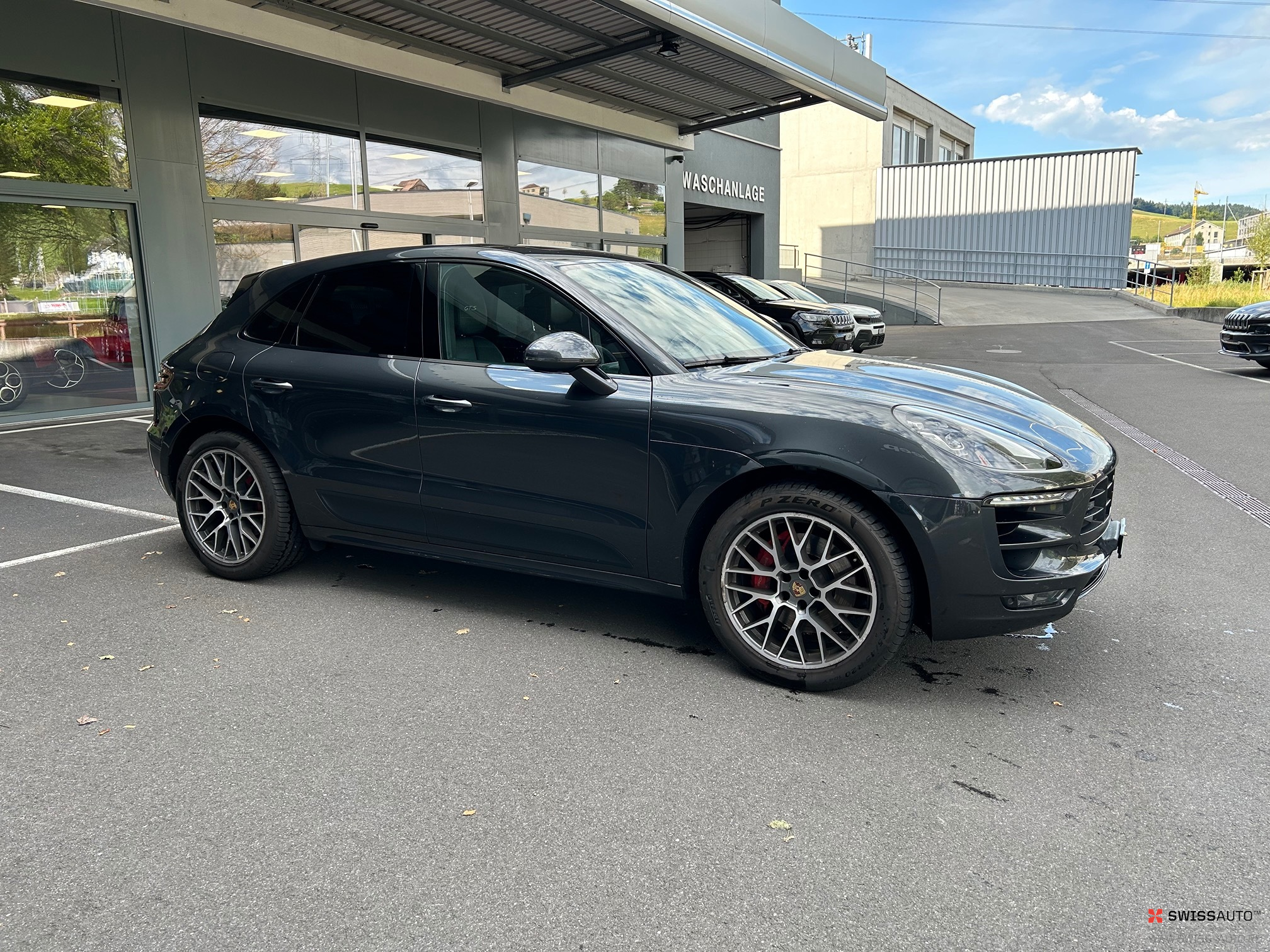 Auction Image