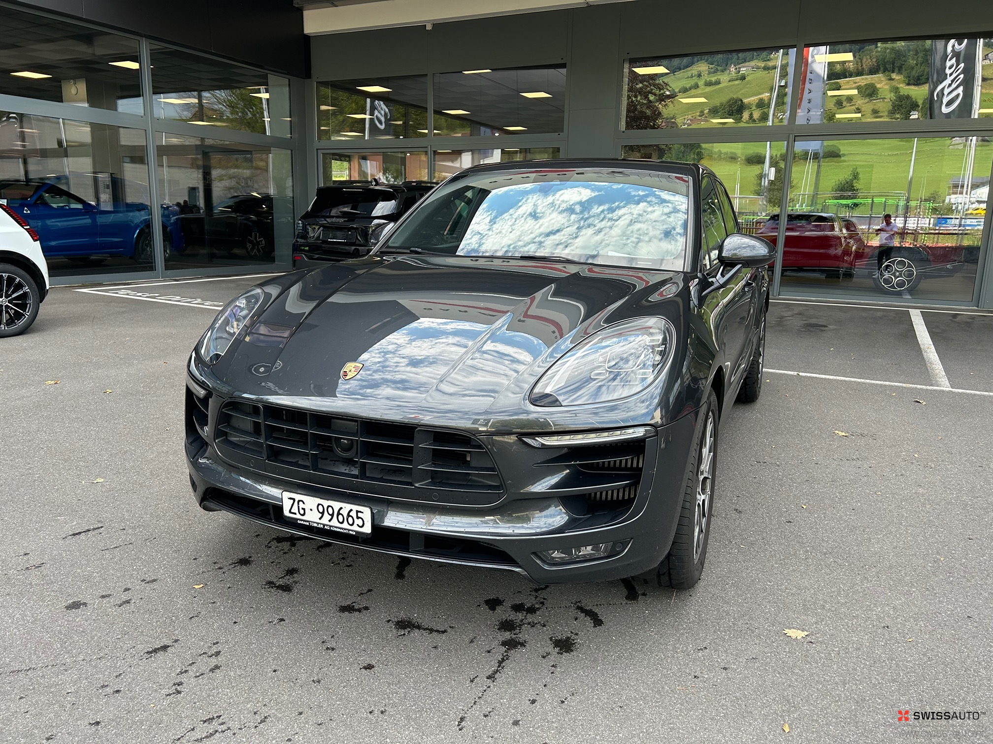 Auction Image