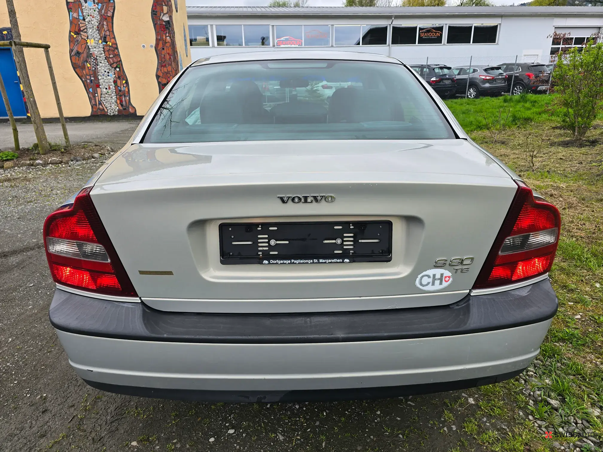 Auction Image