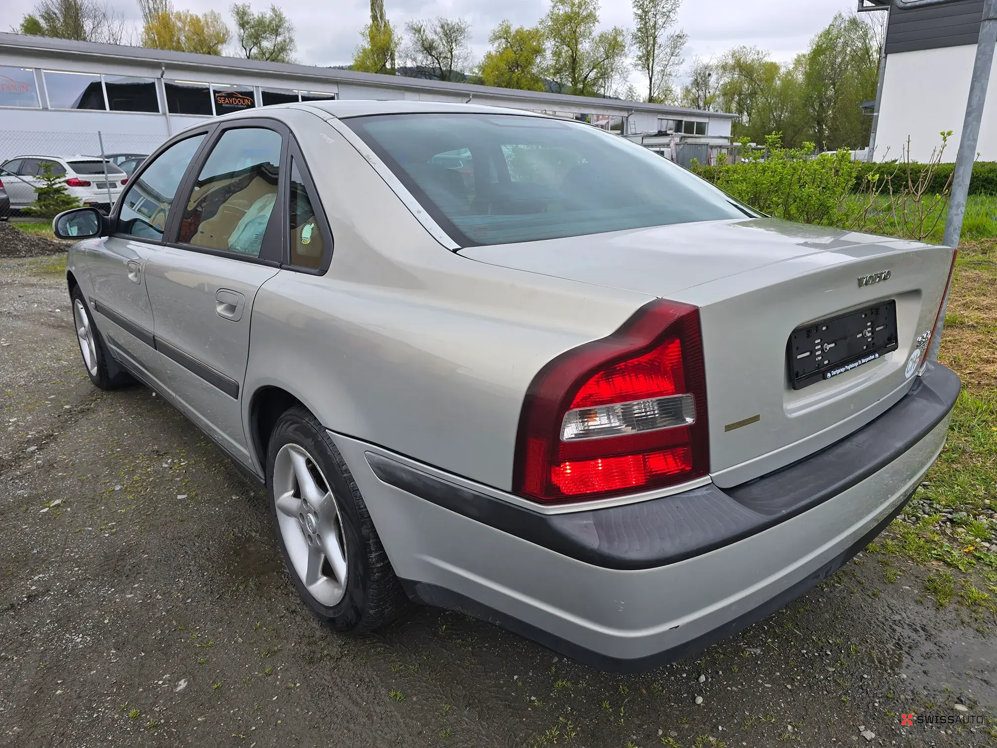Auction Image