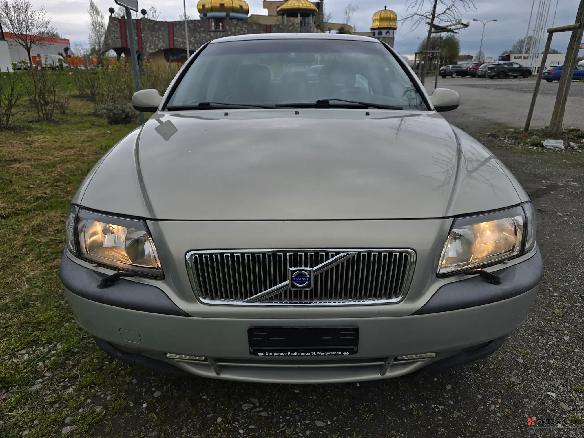 Auction Image
