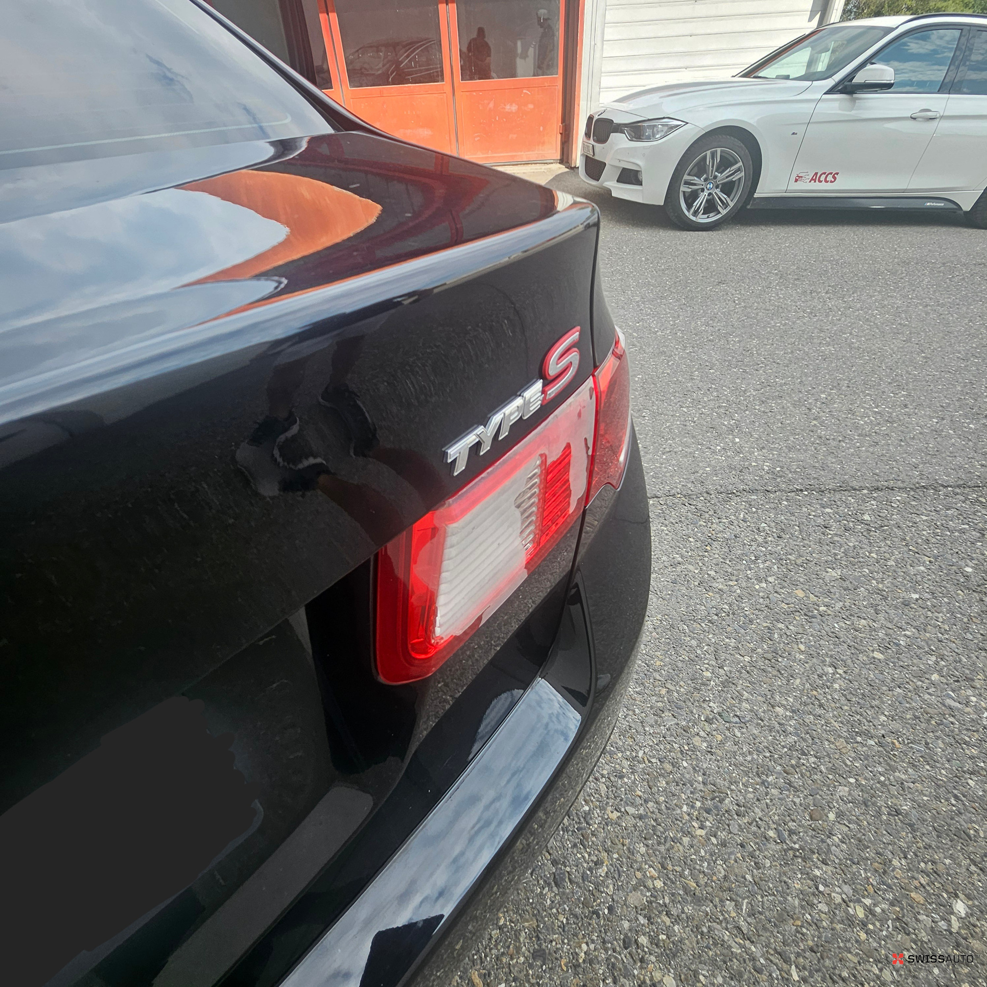 Auction Image