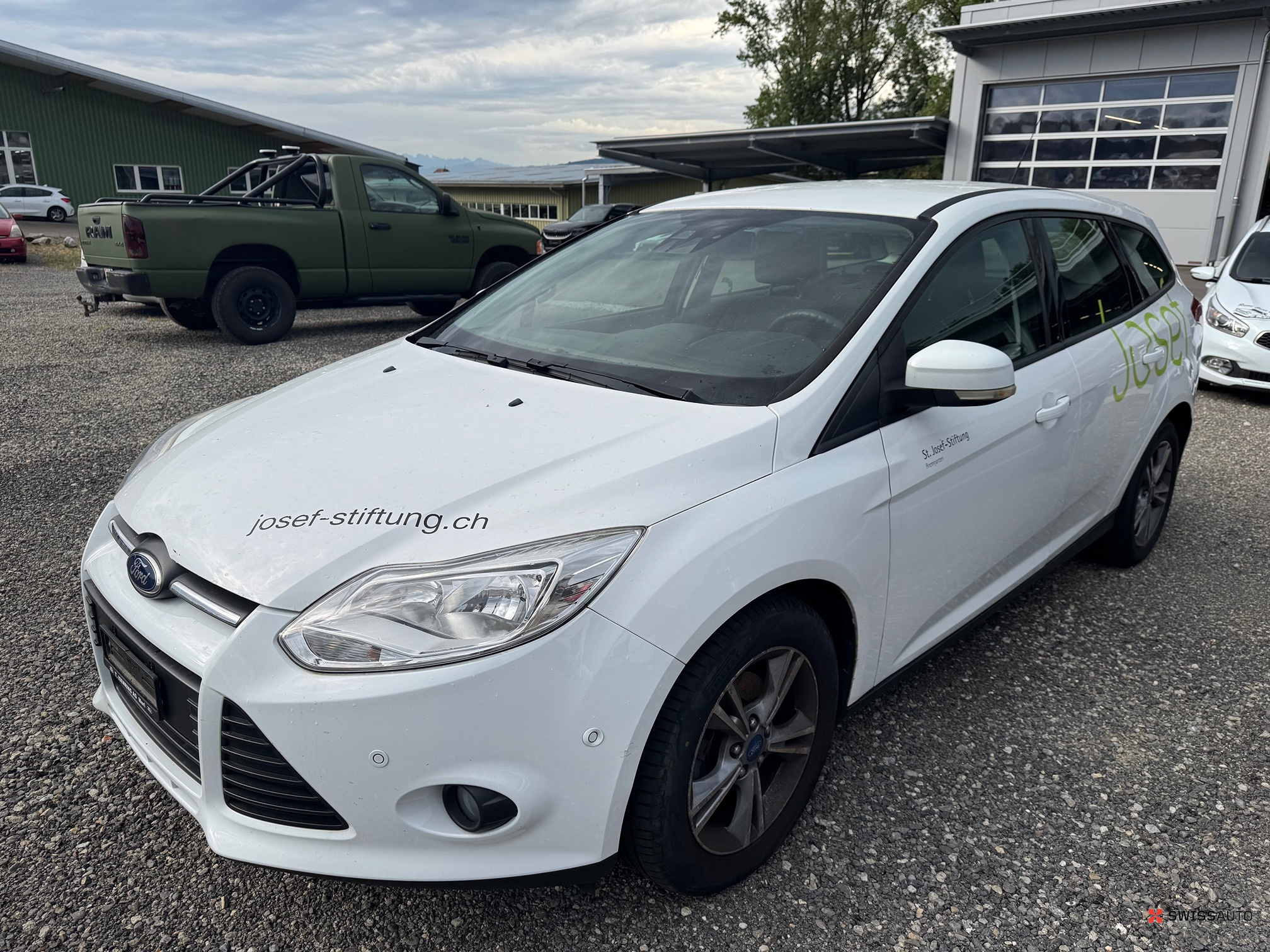 Auction Image