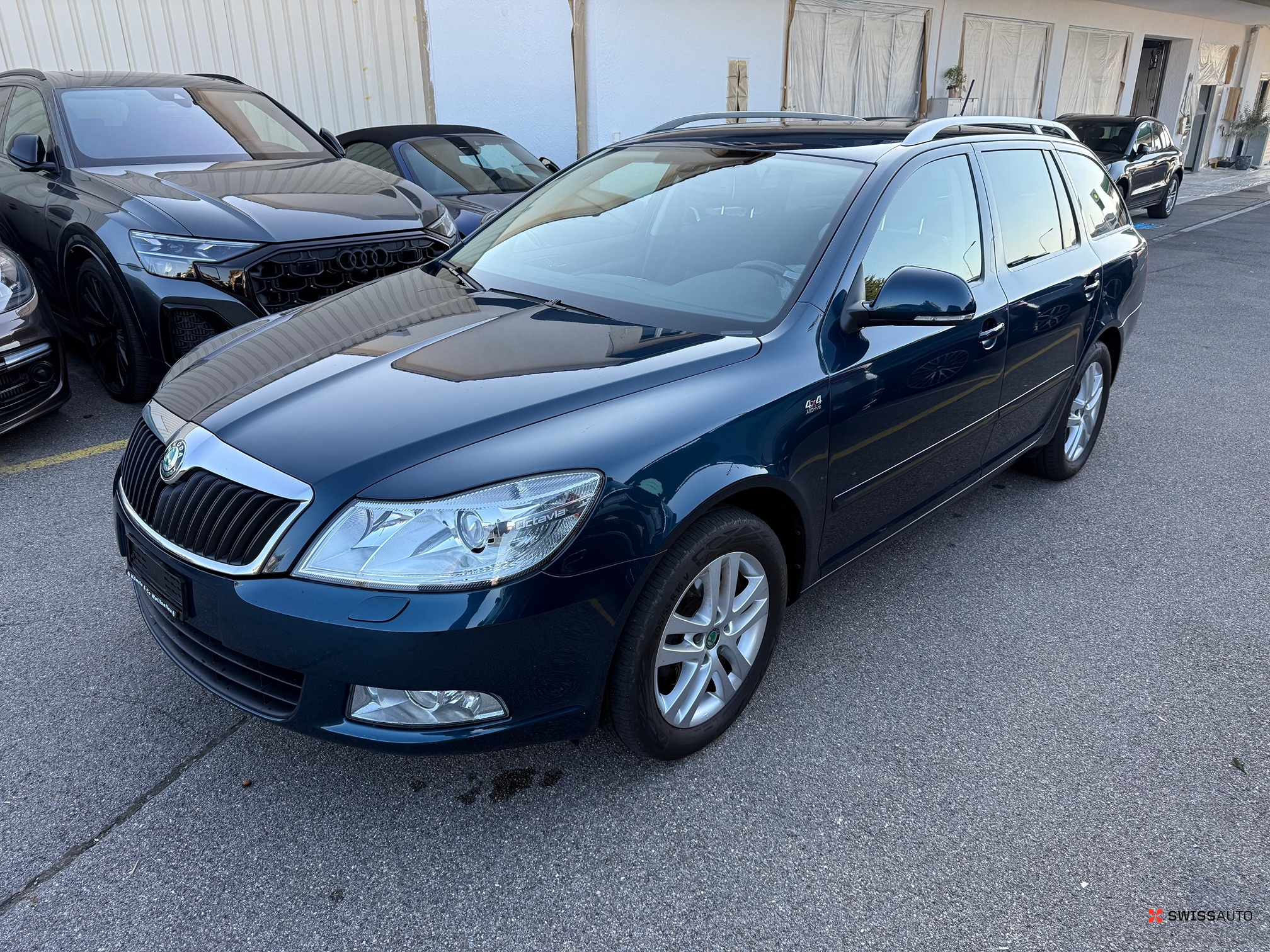 Auction Image