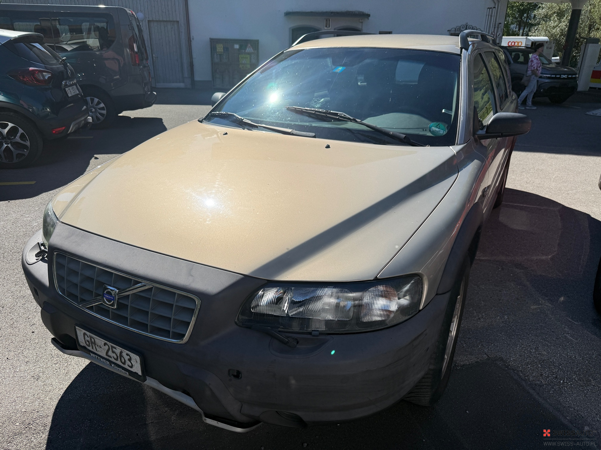 Auction Image