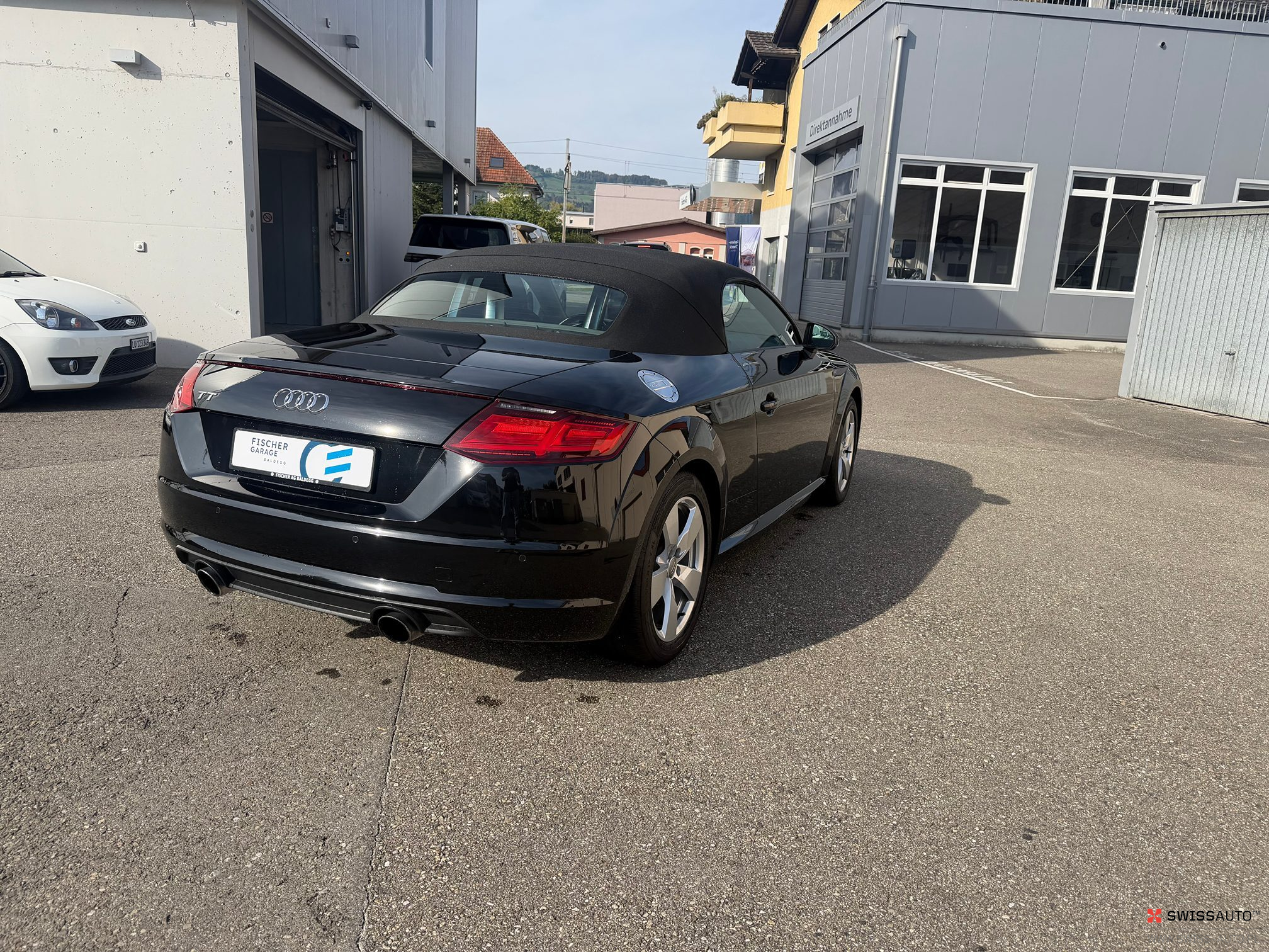 Auction Image
