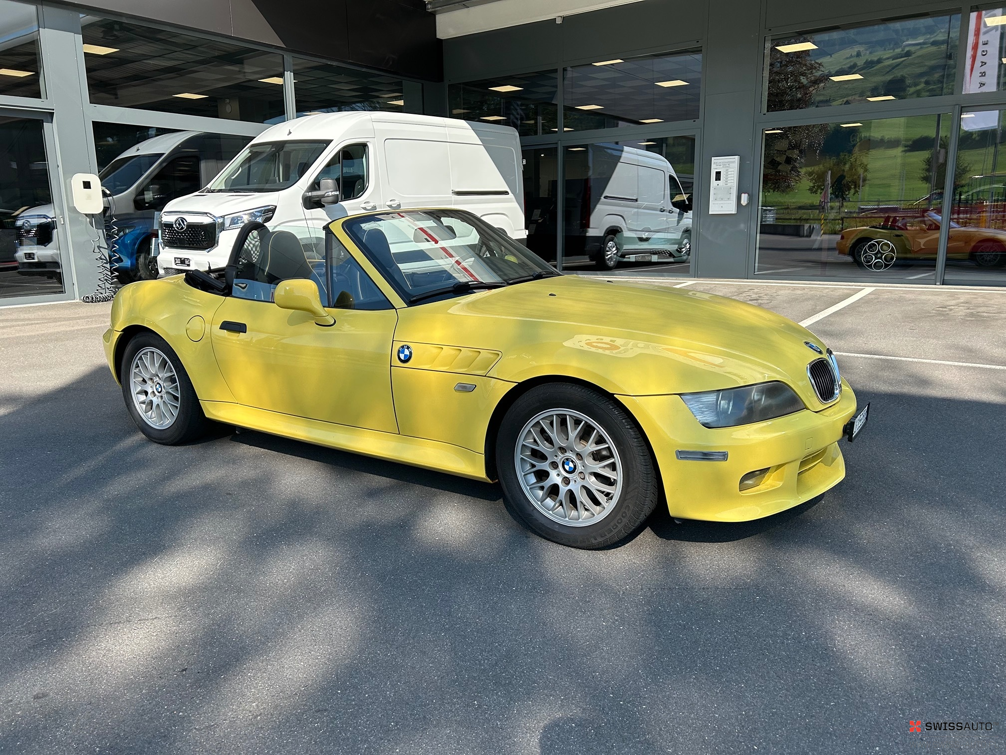 Auction Image