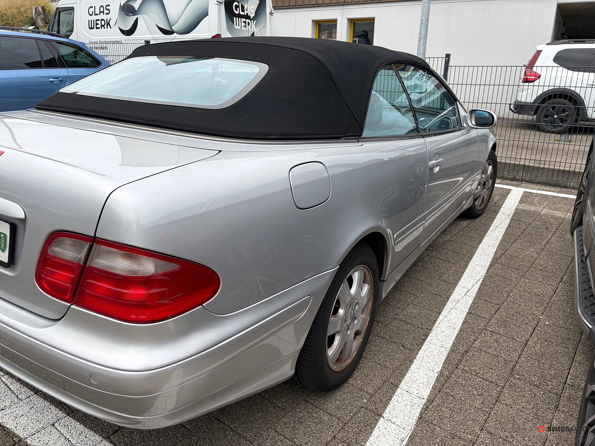 Auction Image